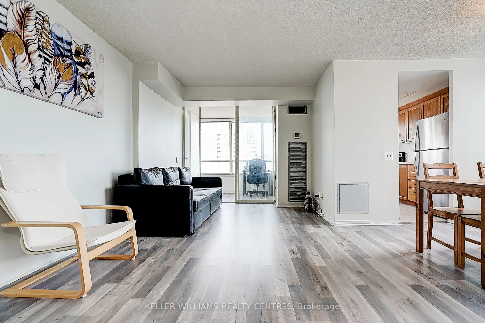 7 Bishop Avenue, #1511