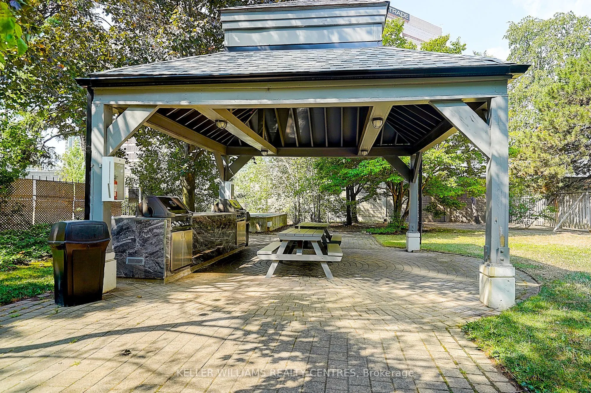 7 Bishop Avenue, #1511