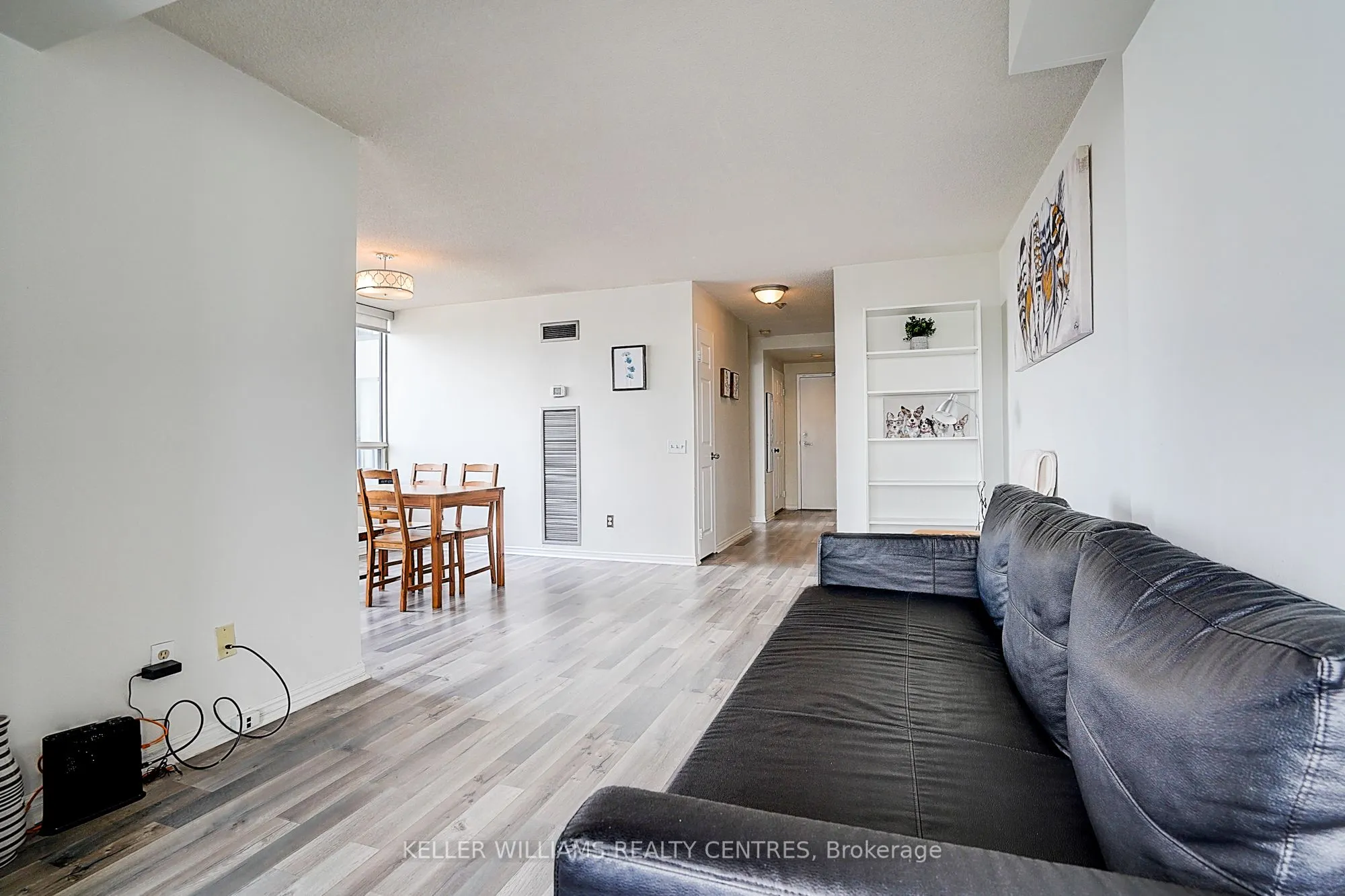 7 Bishop Avenue, #1511