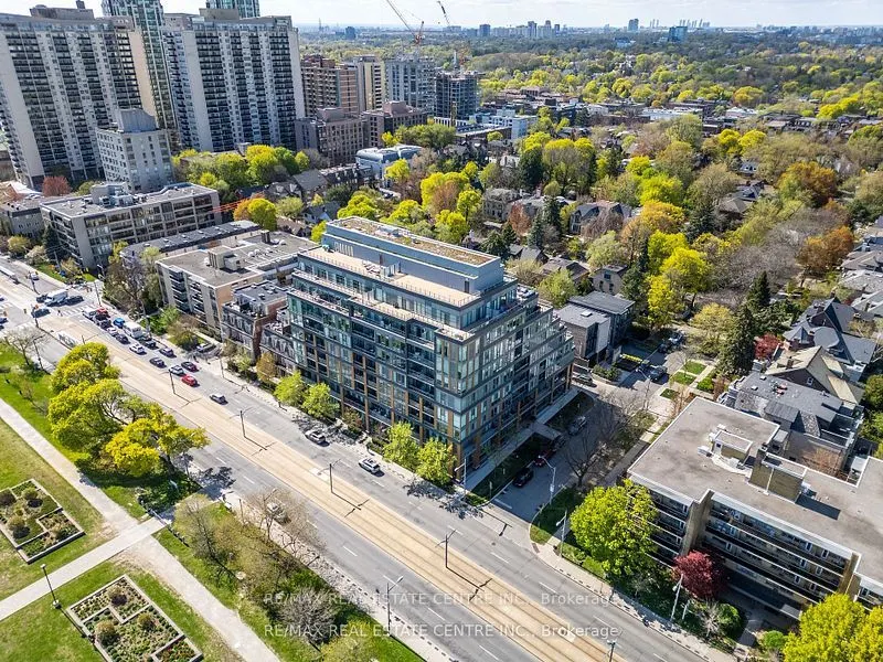 6 Parkwood Avenue, #419