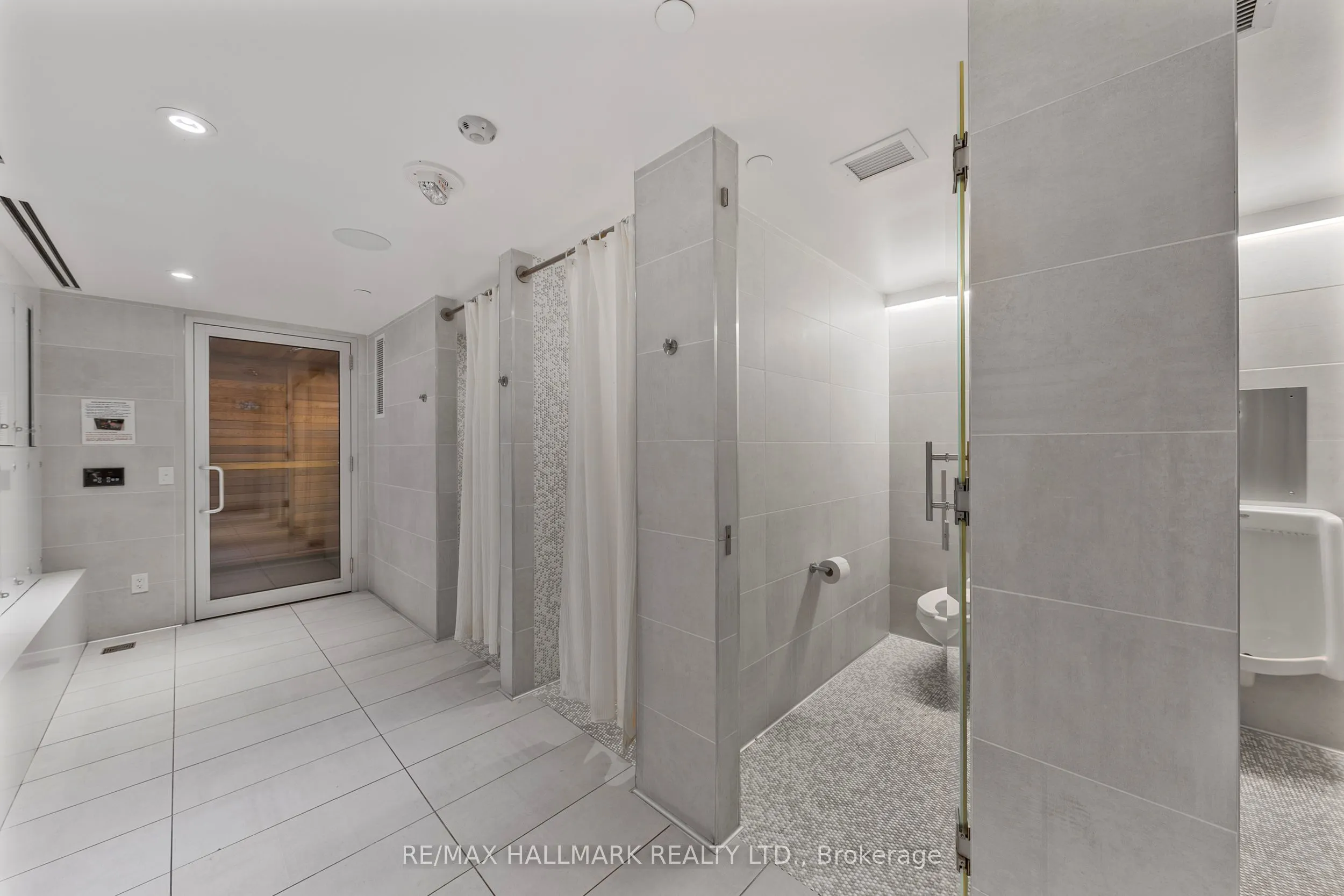 5 Soudan Avenue, #807