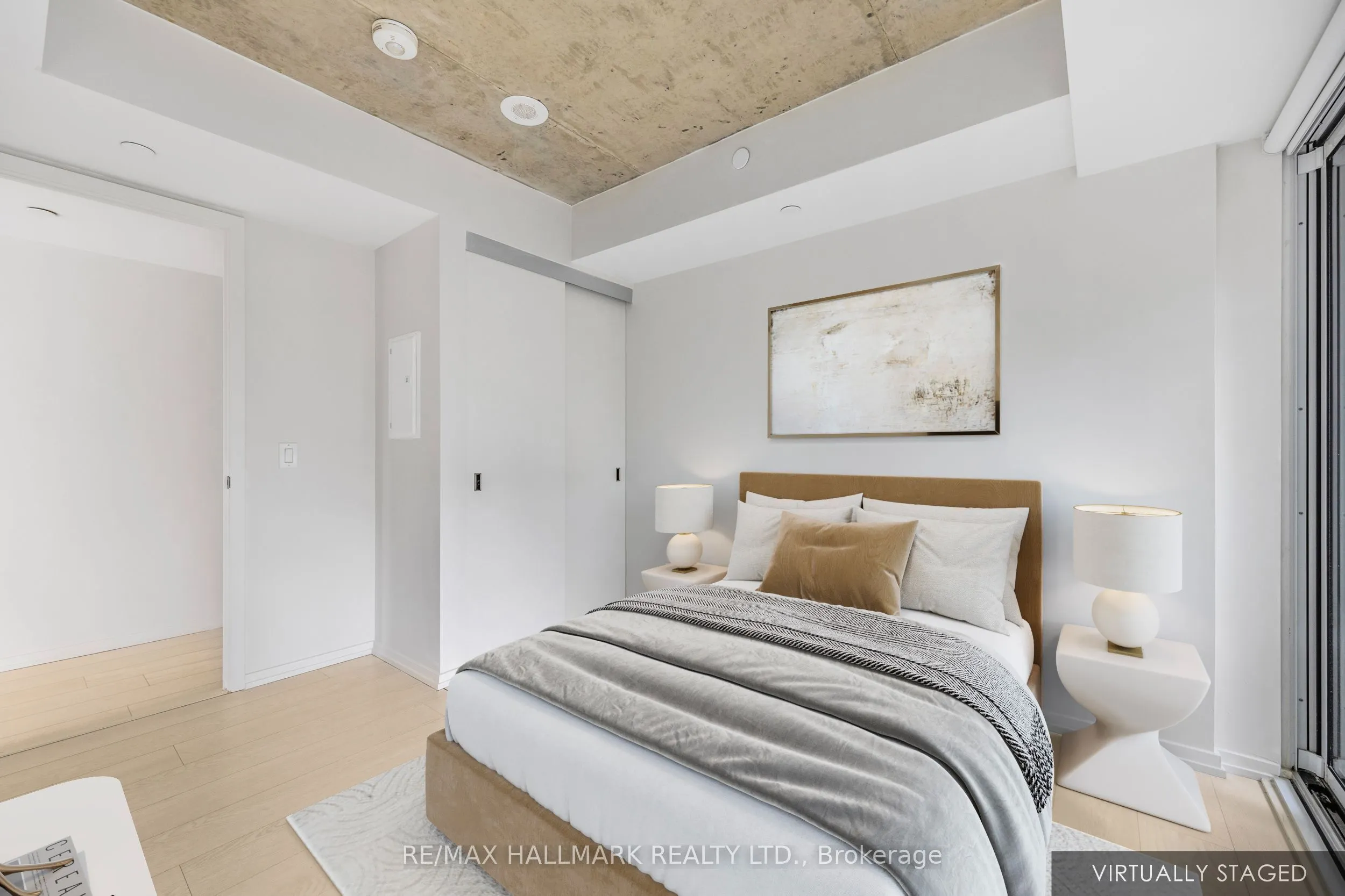 5 Soudan Avenue, #807