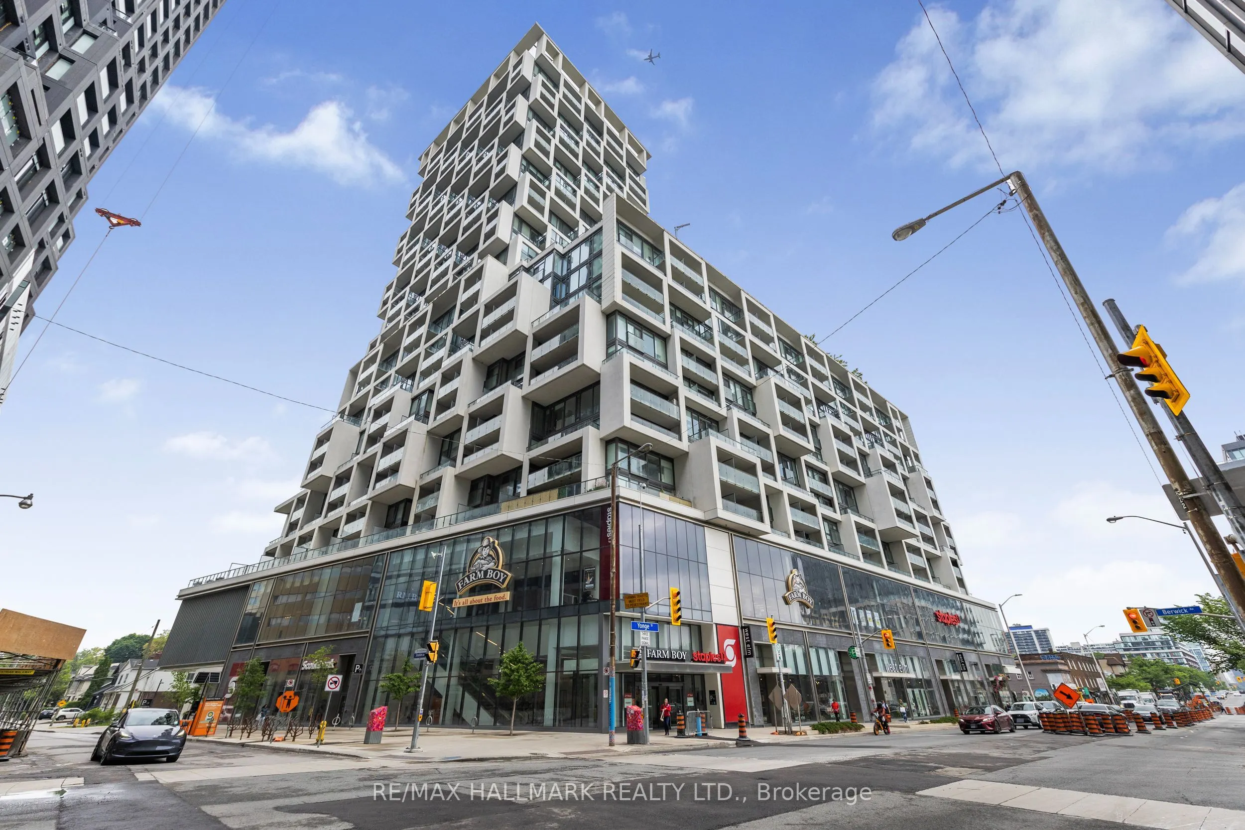 5 Soudan Avenue, #807