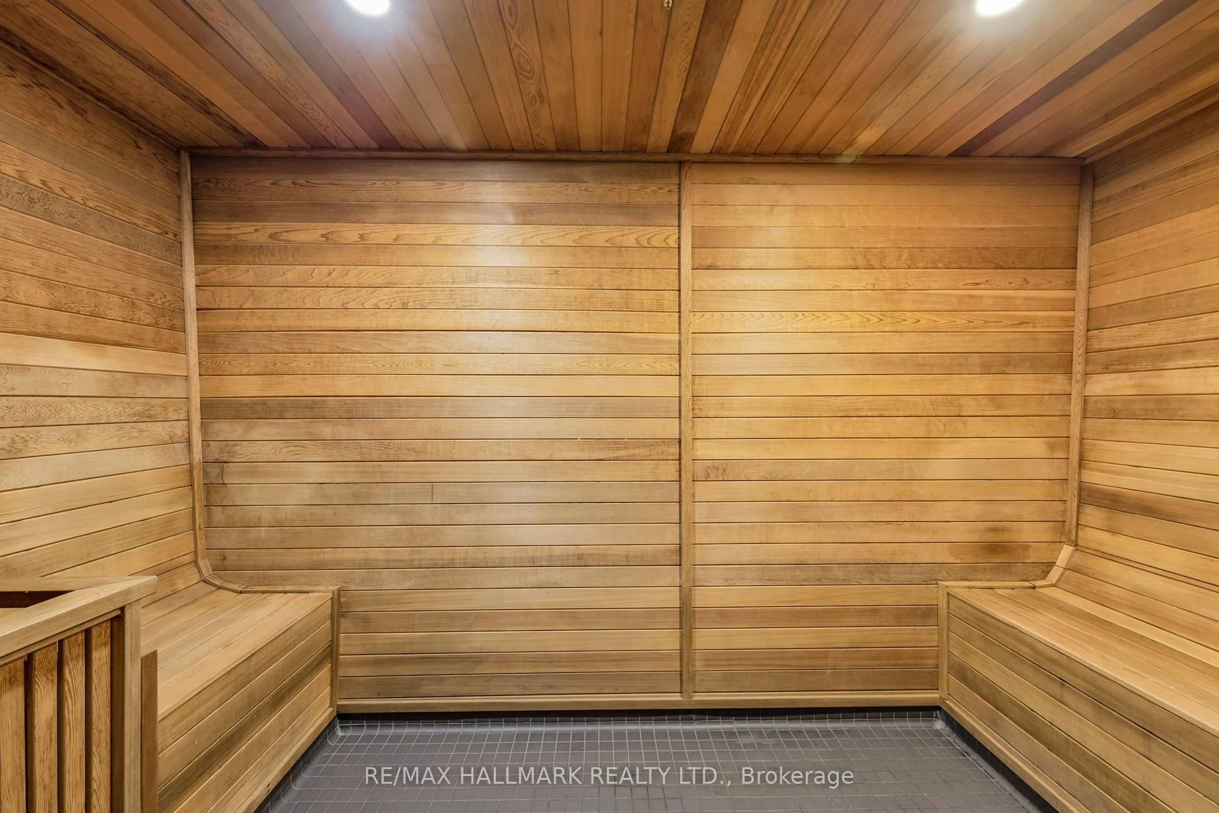 5 Soudan Avenue, #807