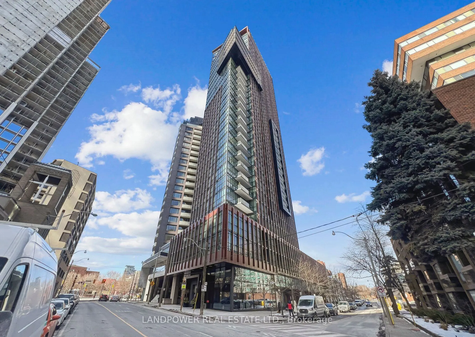 32 Davenport Road, #2708