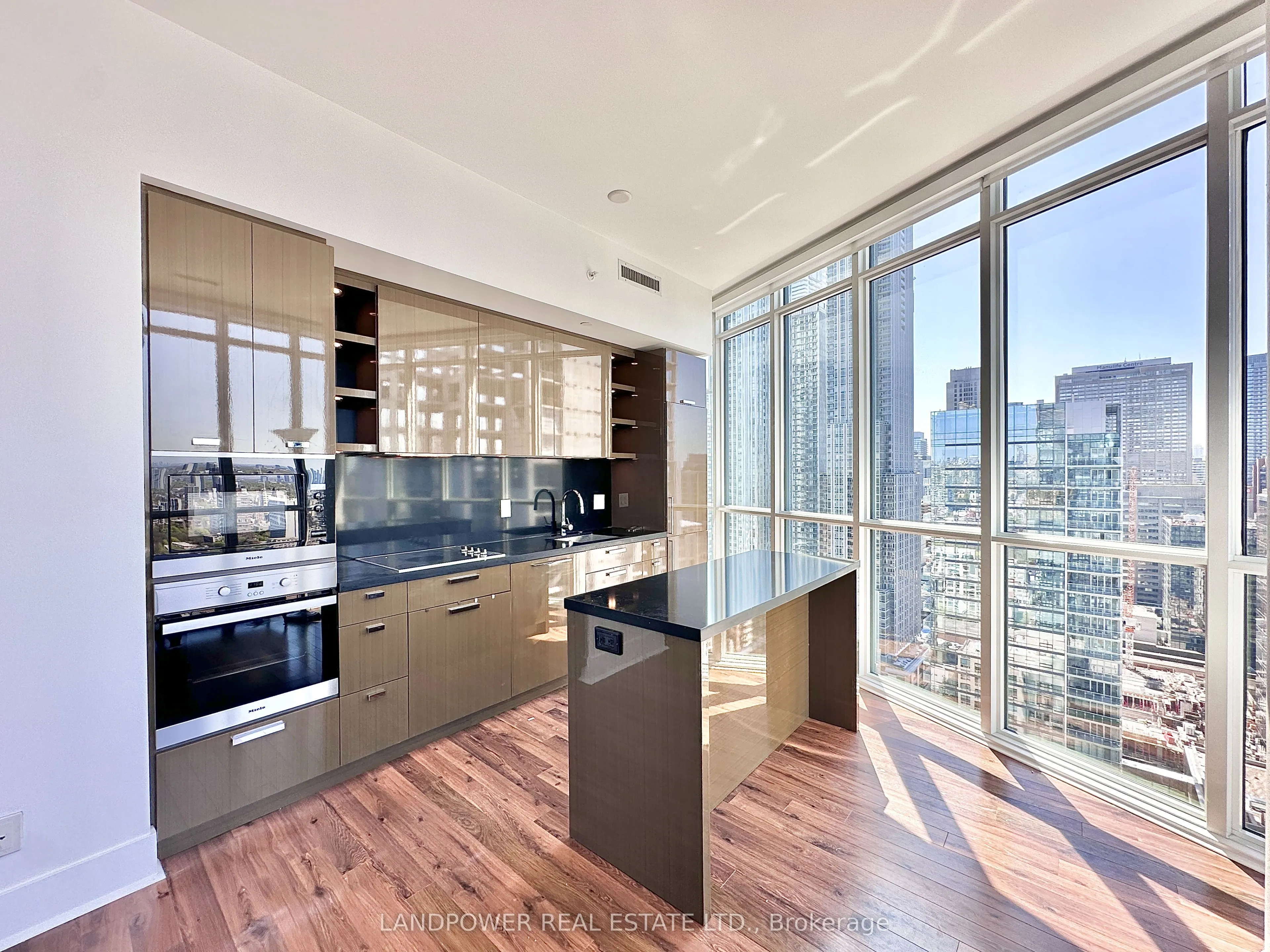 32 Davenport Road, #2708