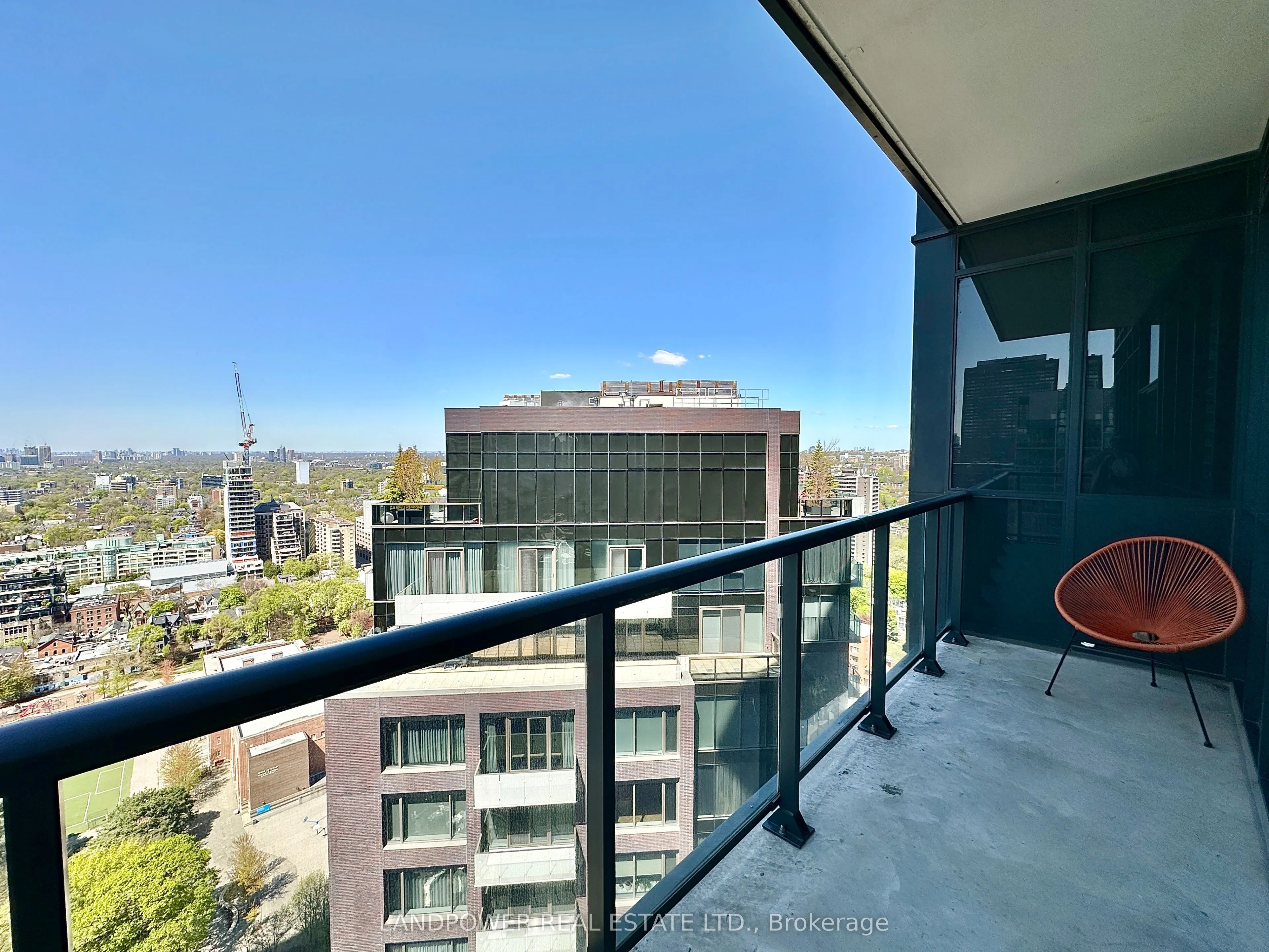 32 Davenport Road, #2708