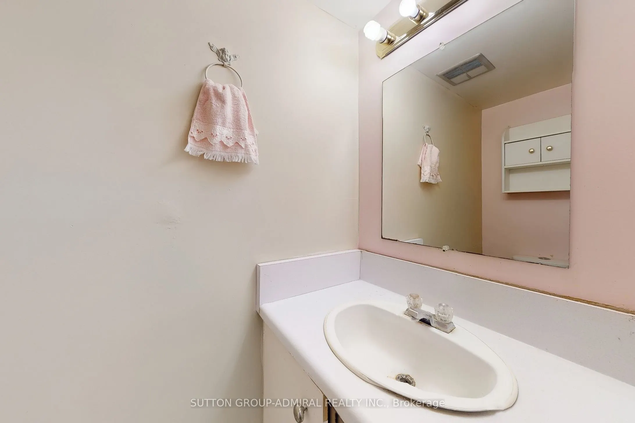 205 Hilda Avenue, #1205