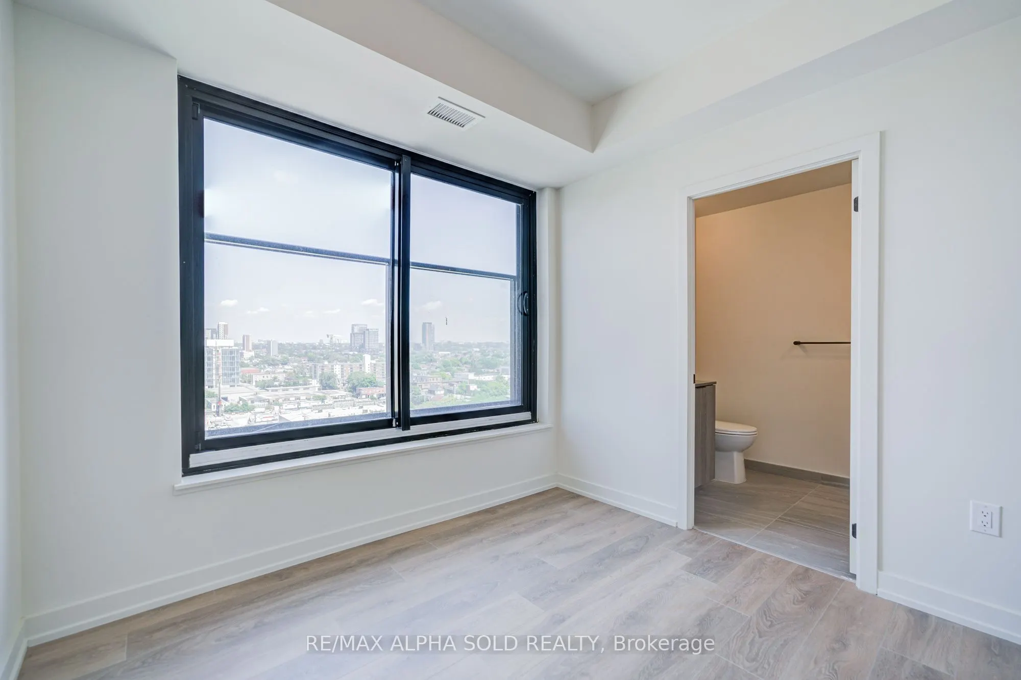 181 Sterling Road E, #1519