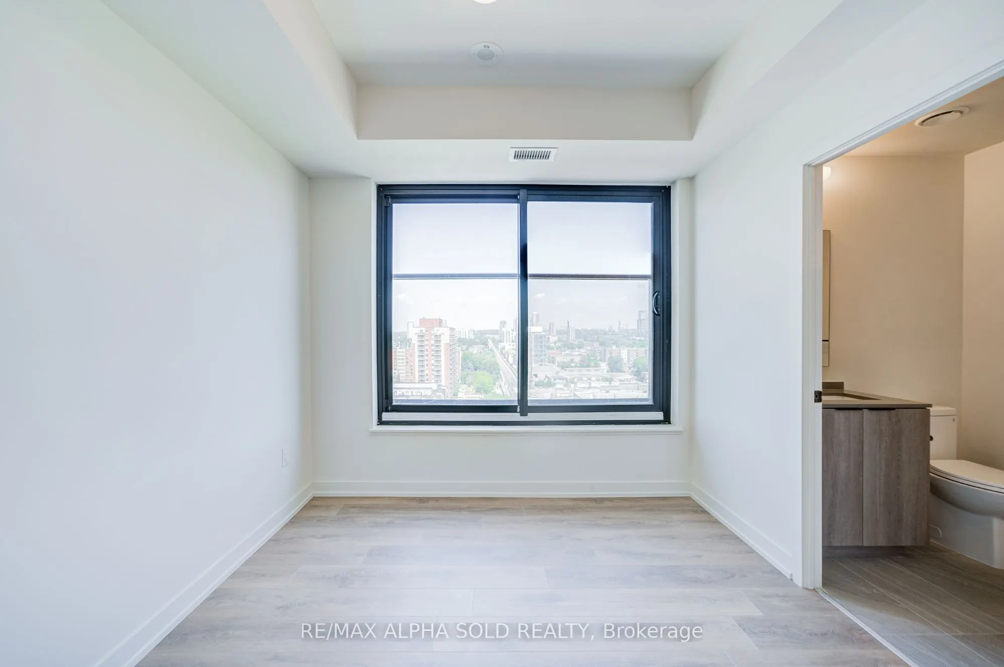 181 Sterling Road E, #1519