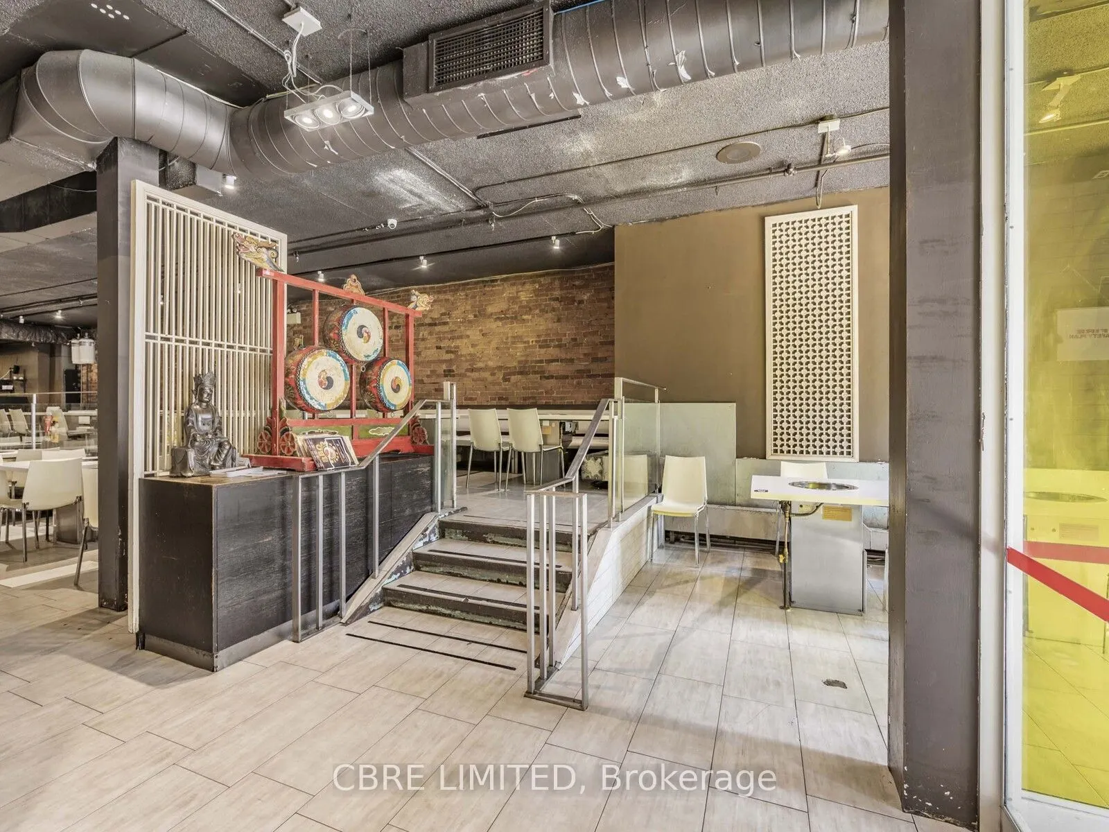 752-754 Yonge Street
