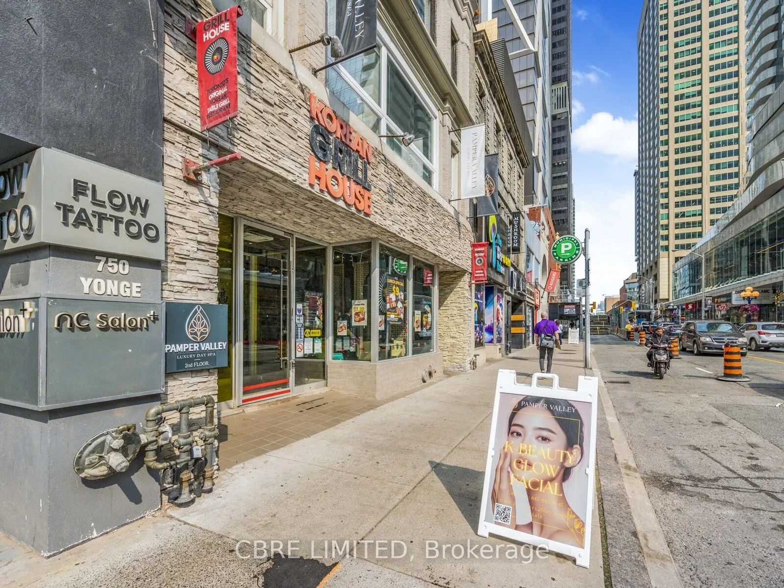 752-754 Yonge Street