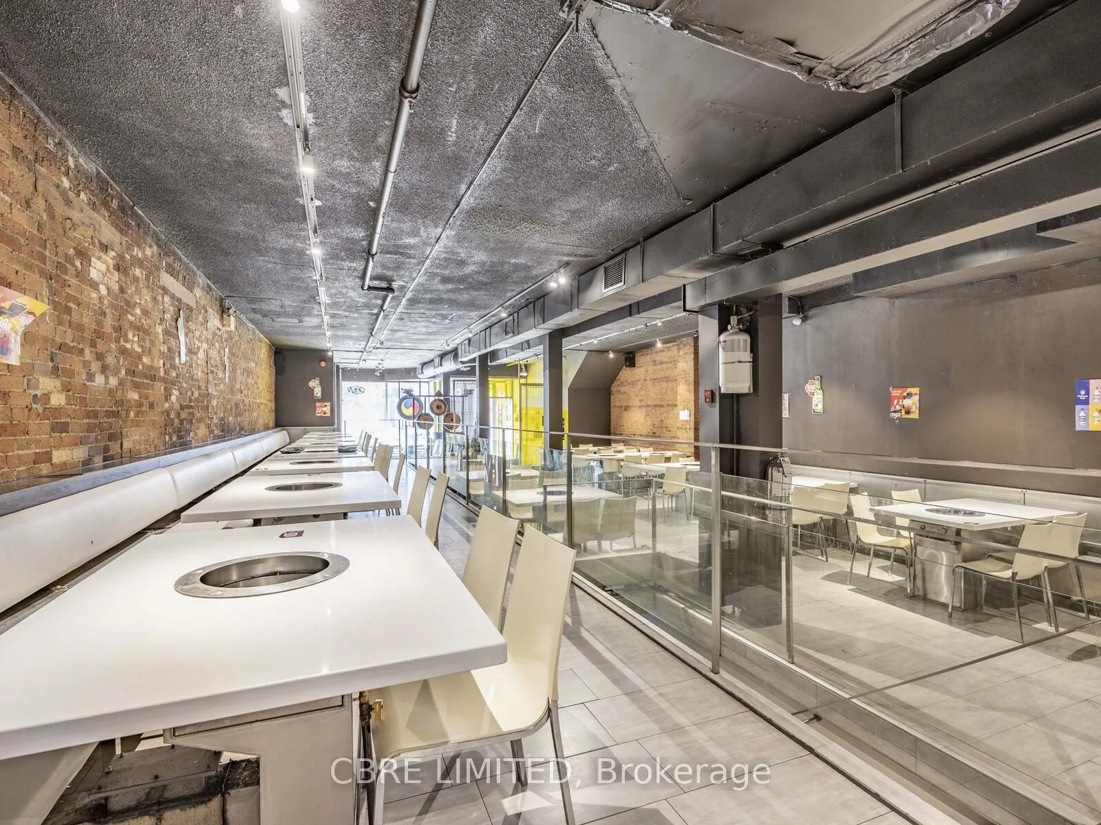 752-754 Yonge Street
