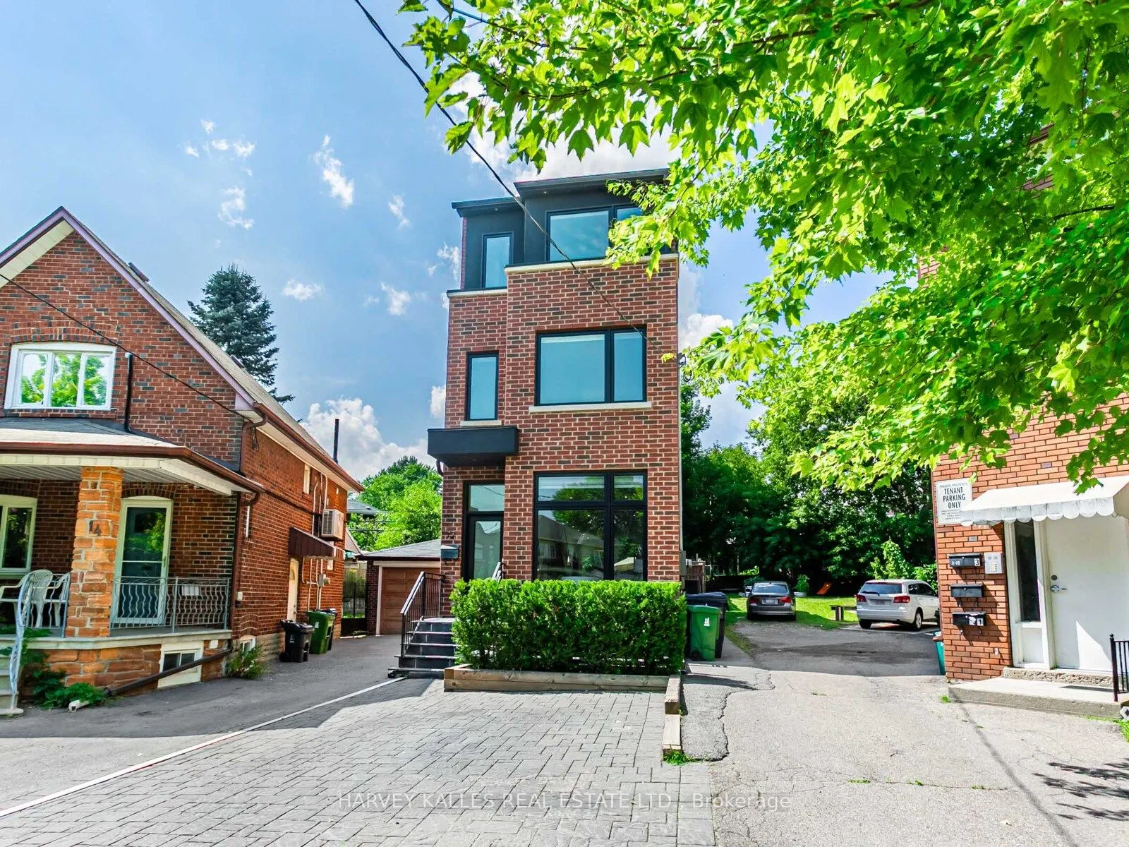 12 Coates Avenue