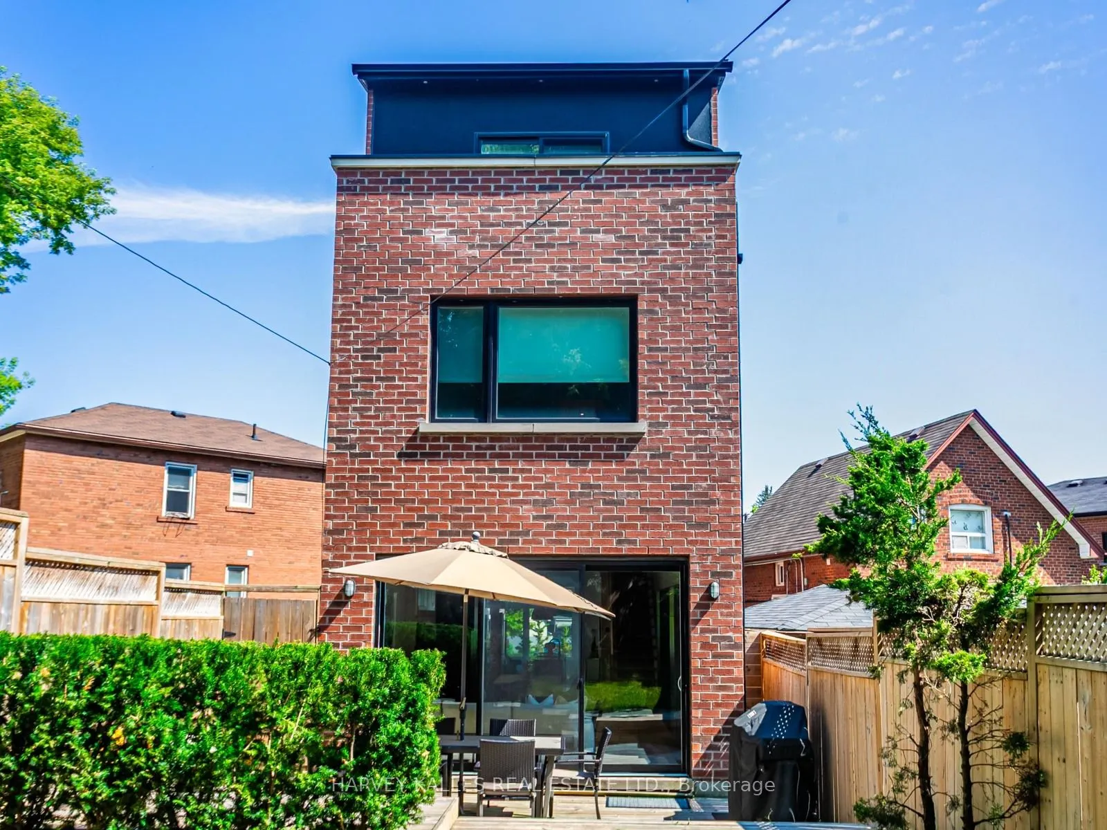 12 Coates Avenue