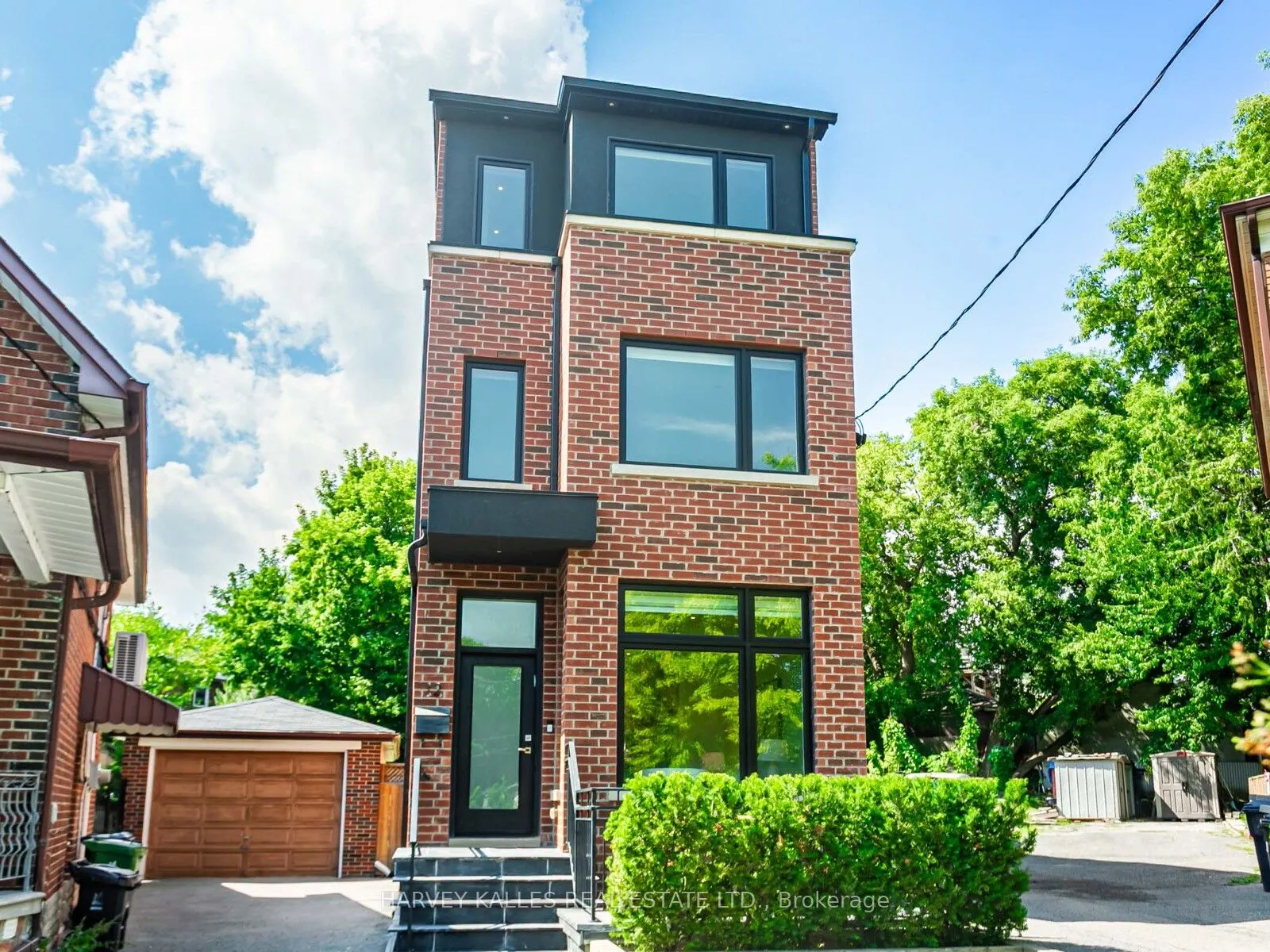 12 Coates Avenue