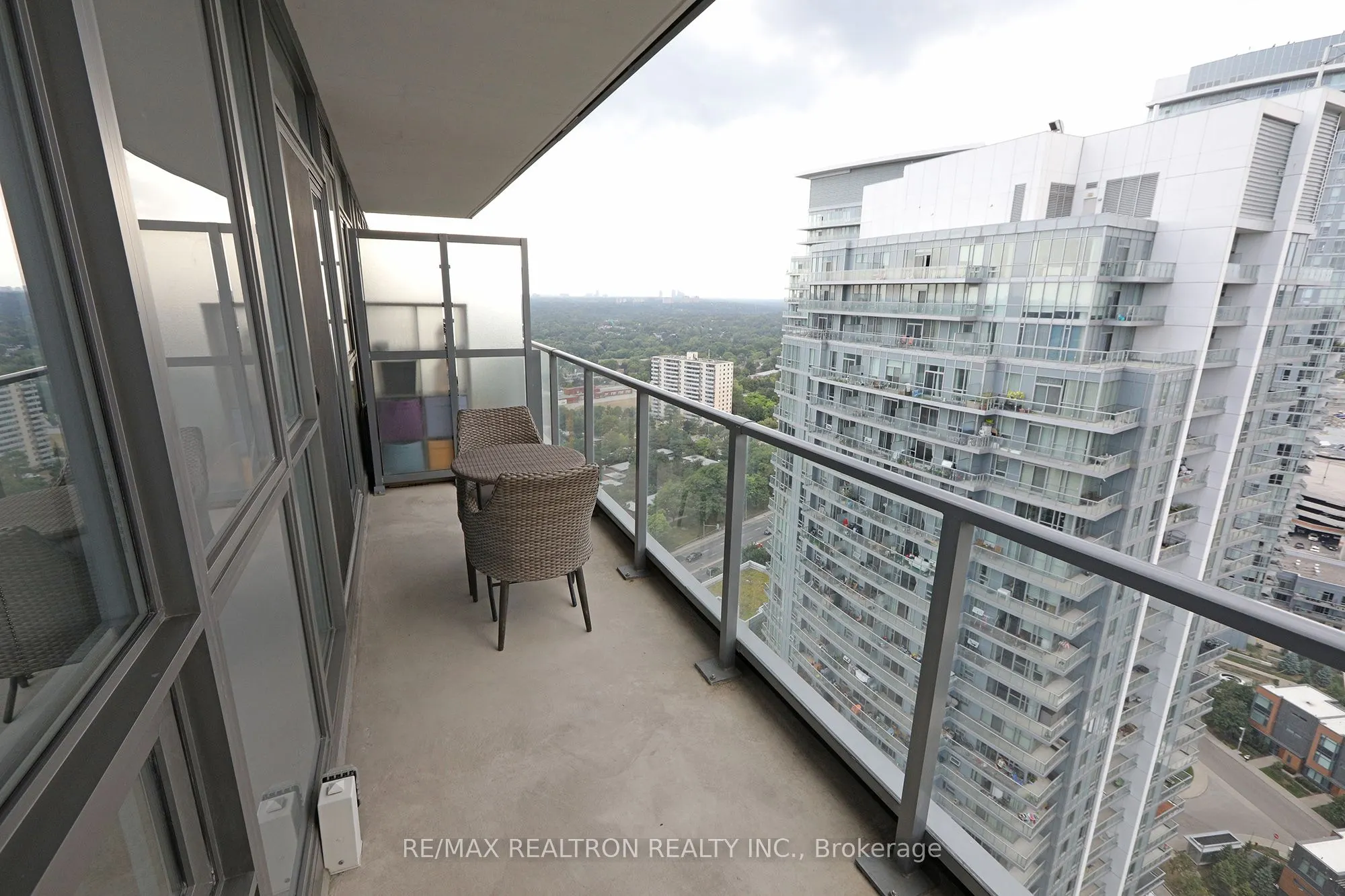 56 Forest Manor Road, #2509