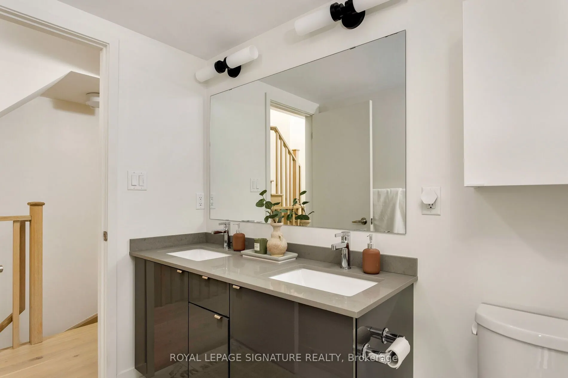 31 Florence Street, #12