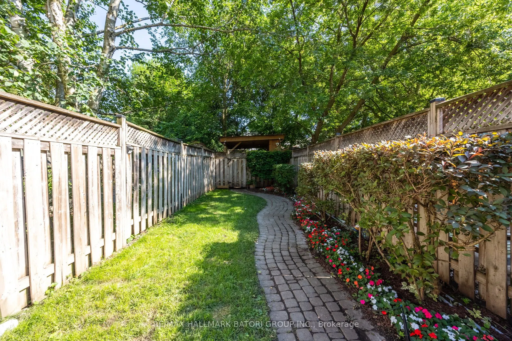 143 Soudan Avenue