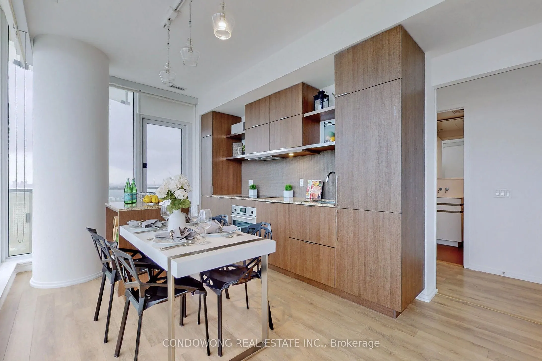 197 Yonge Street, #3608
