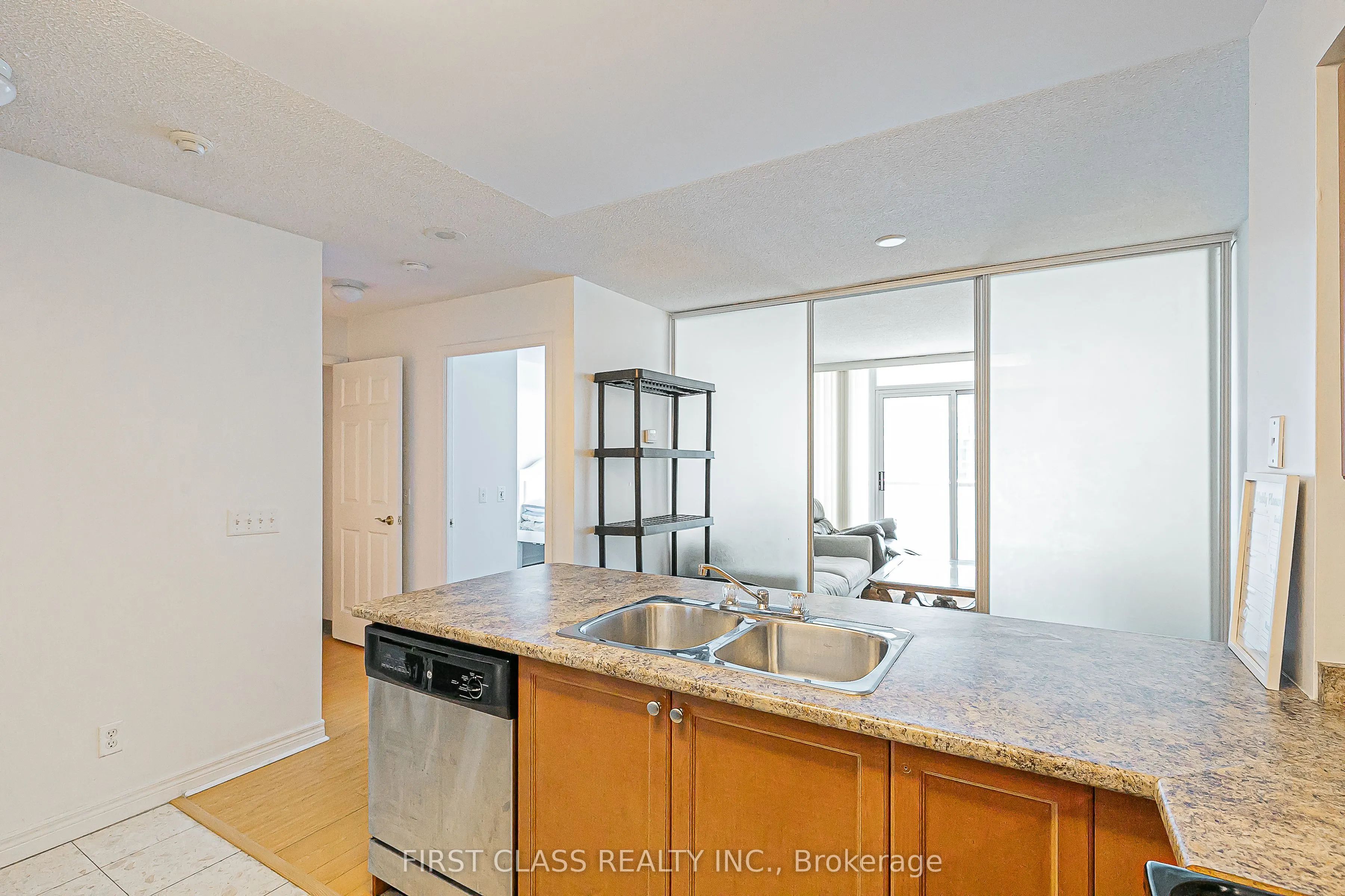 51 Lower Simcoe Street, #1202