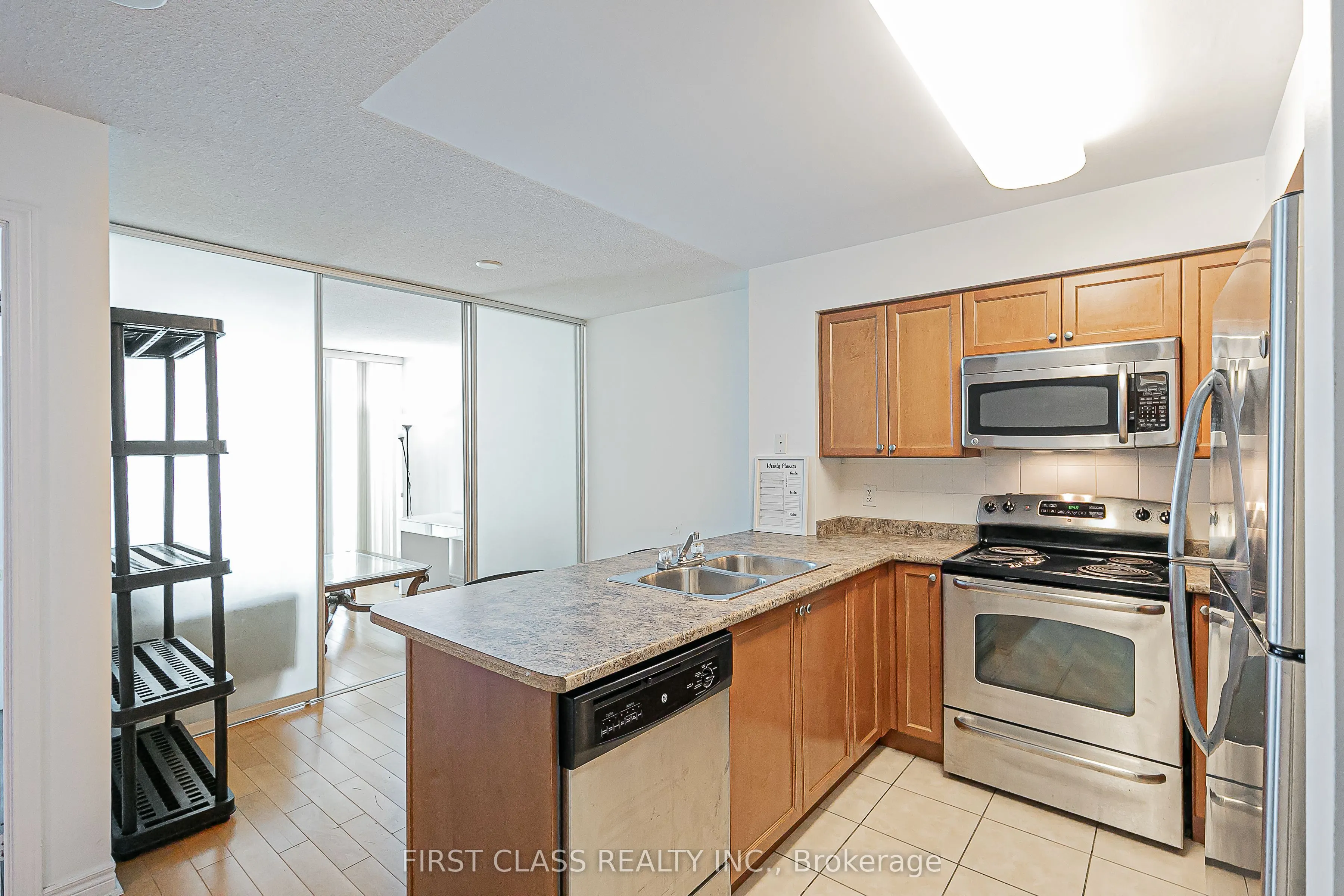 51 Lower Simcoe Street, #1202