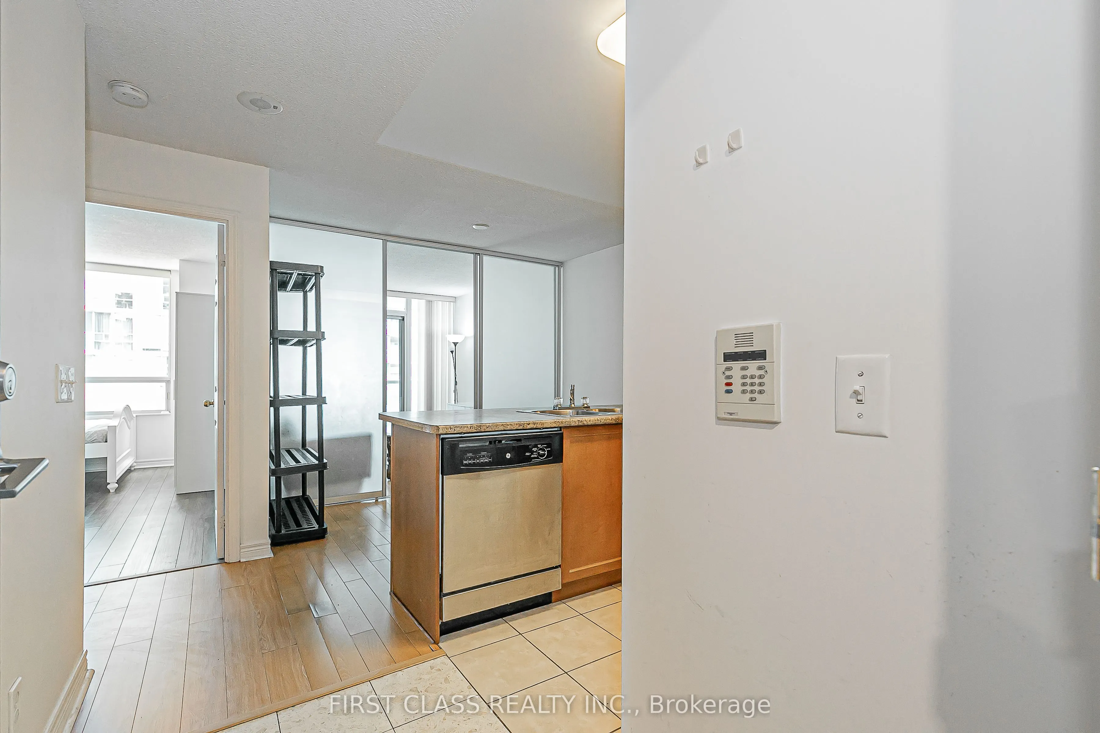 51 Lower Simcoe Street, #1202