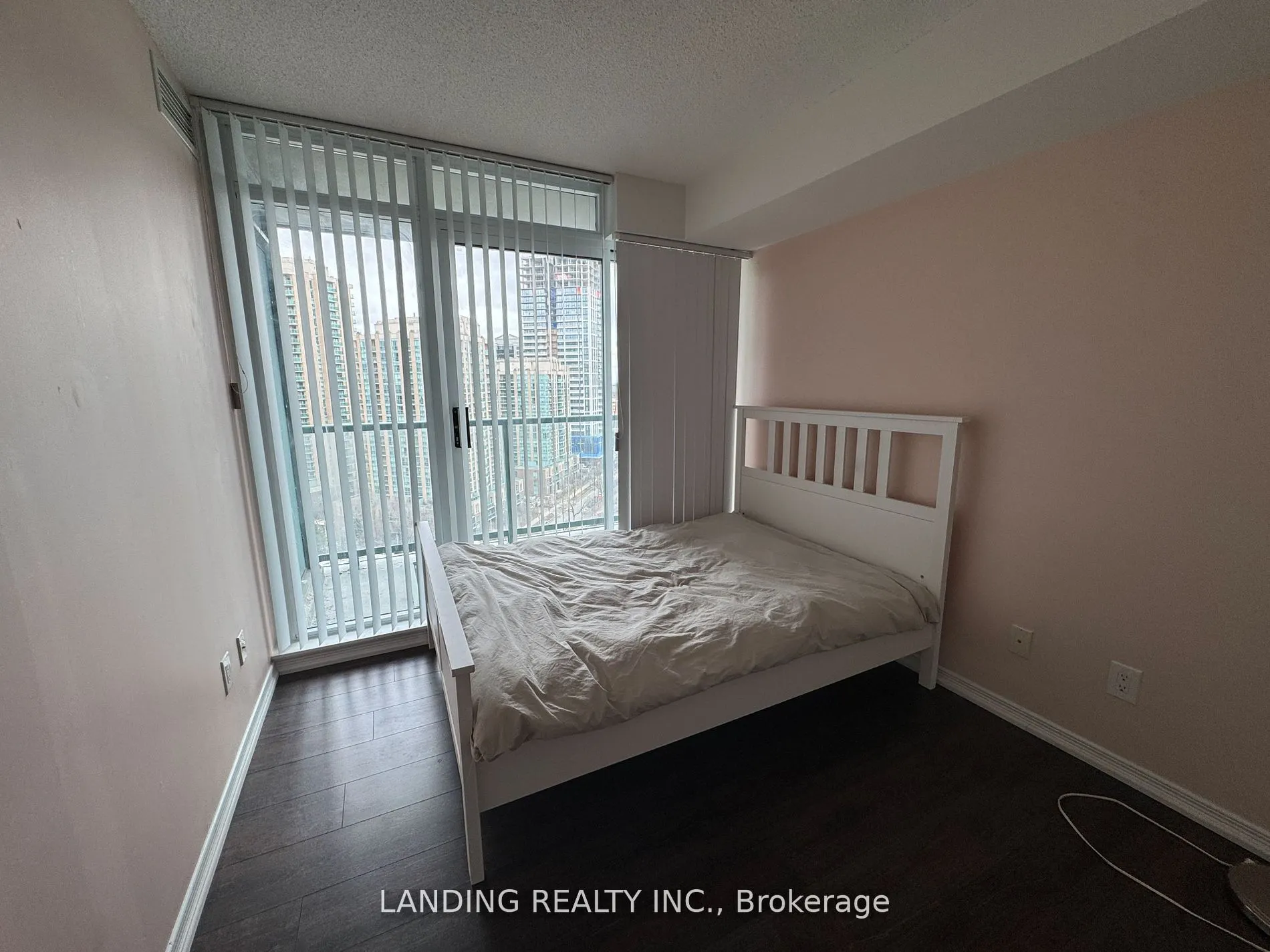 5500 YONGE Street, #1710