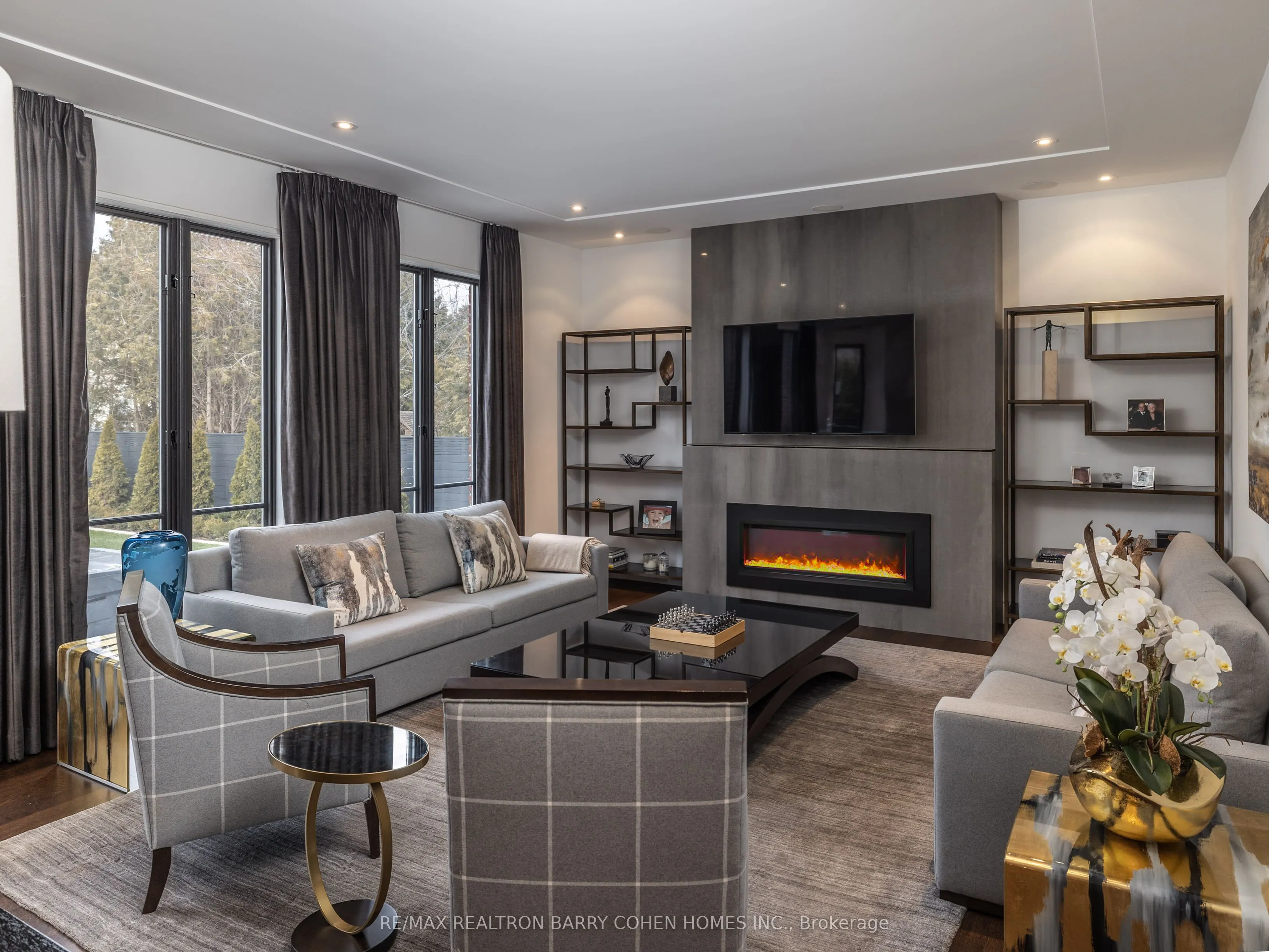 148 Highland Crescent
