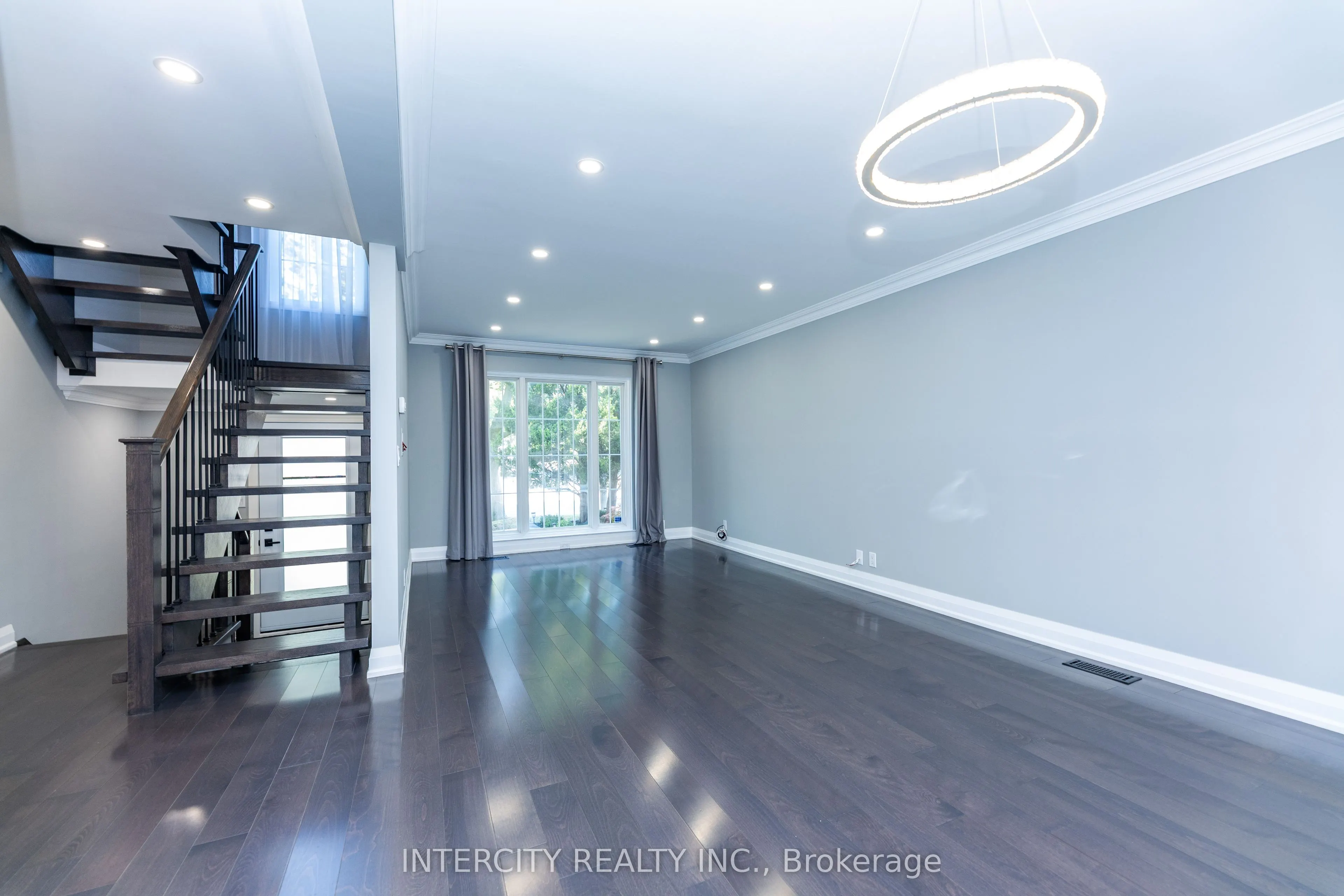 19 Marowyne Drive