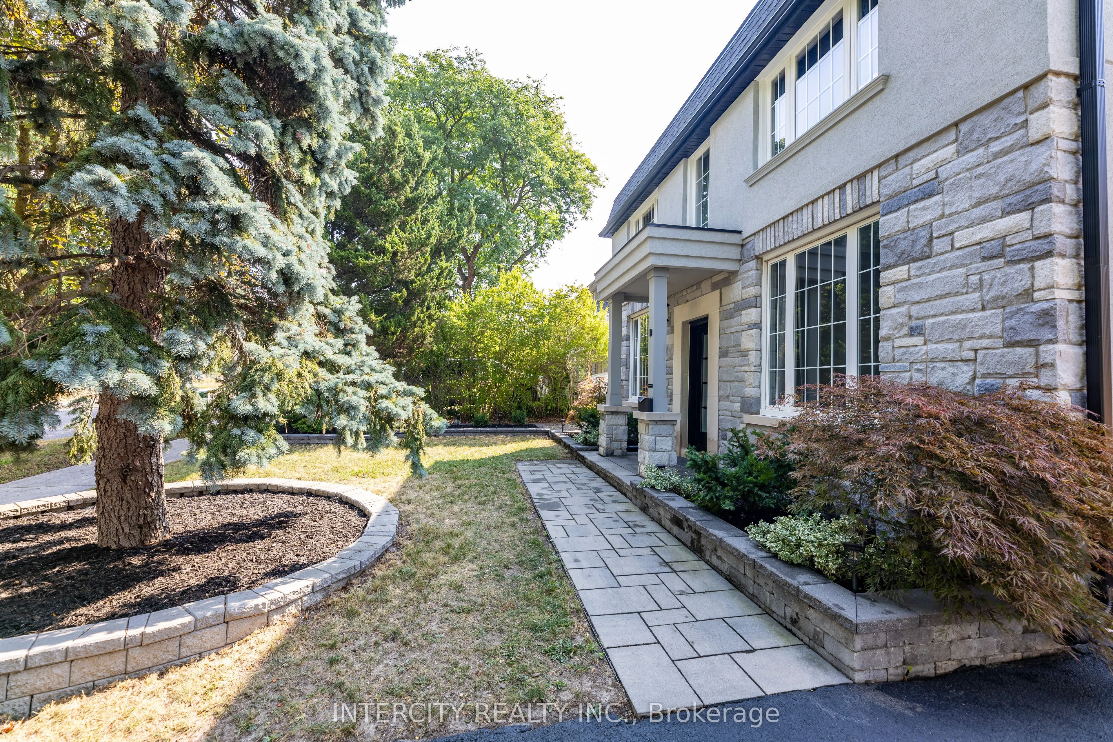 19 Marowyne Drive