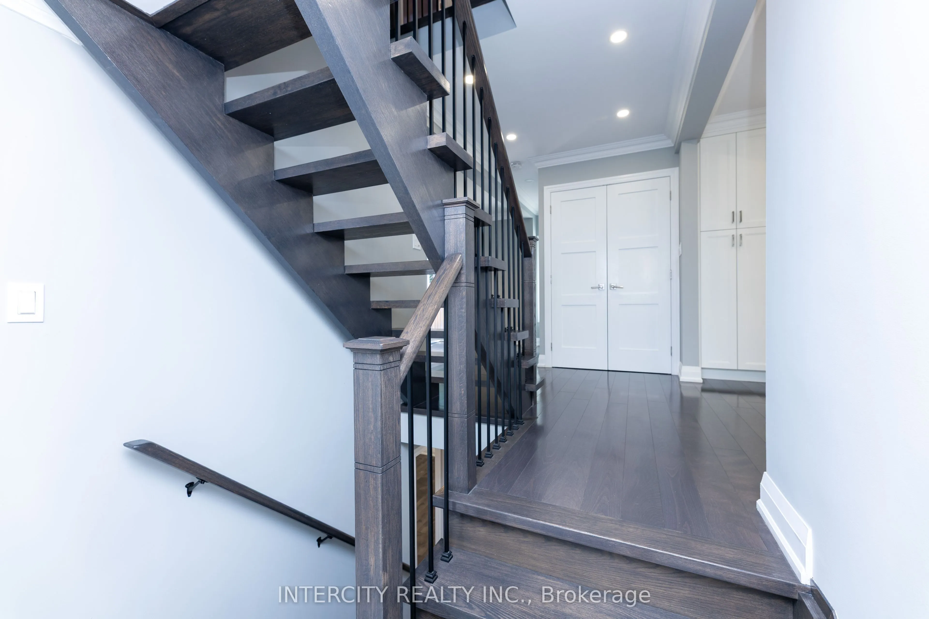 19 Marowyne Drive