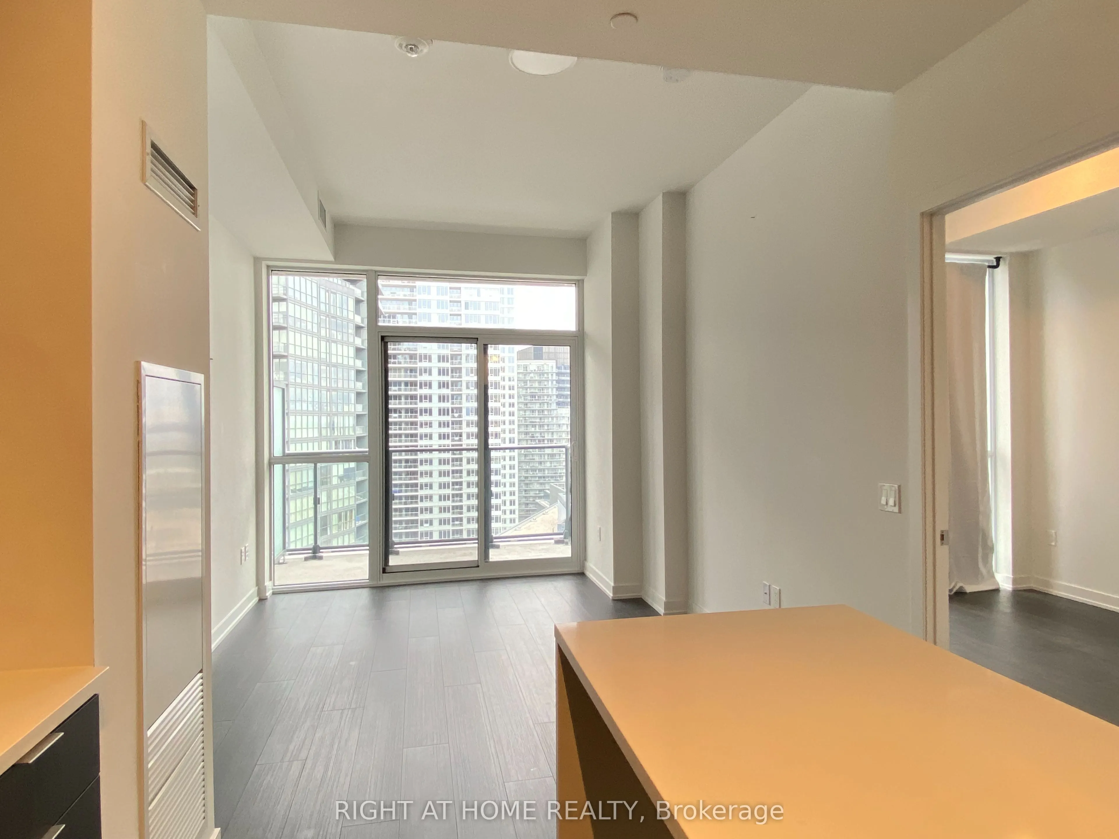 38 Iannuzzi Street, #2309
