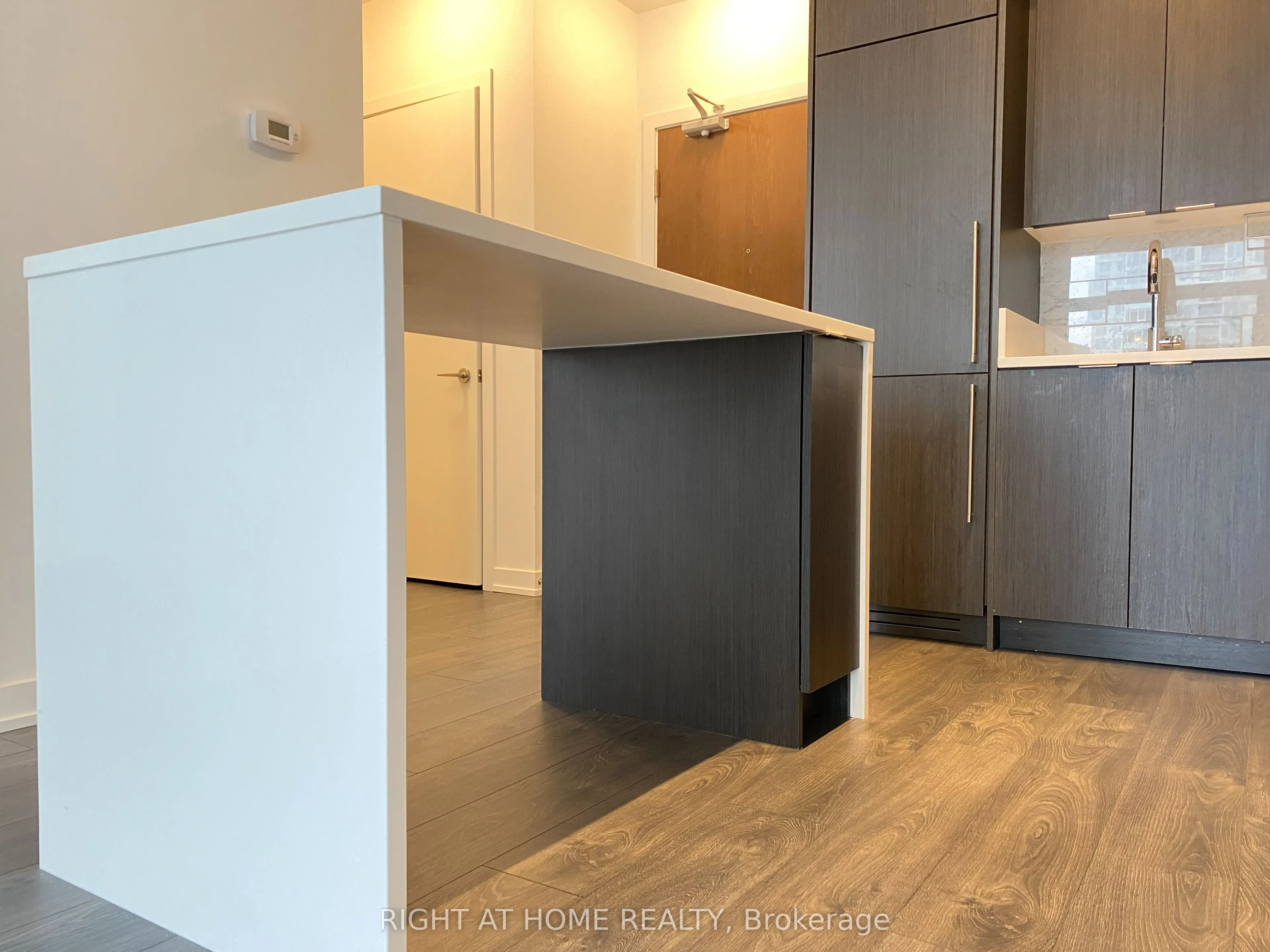 38 Iannuzzi Street, #2309
