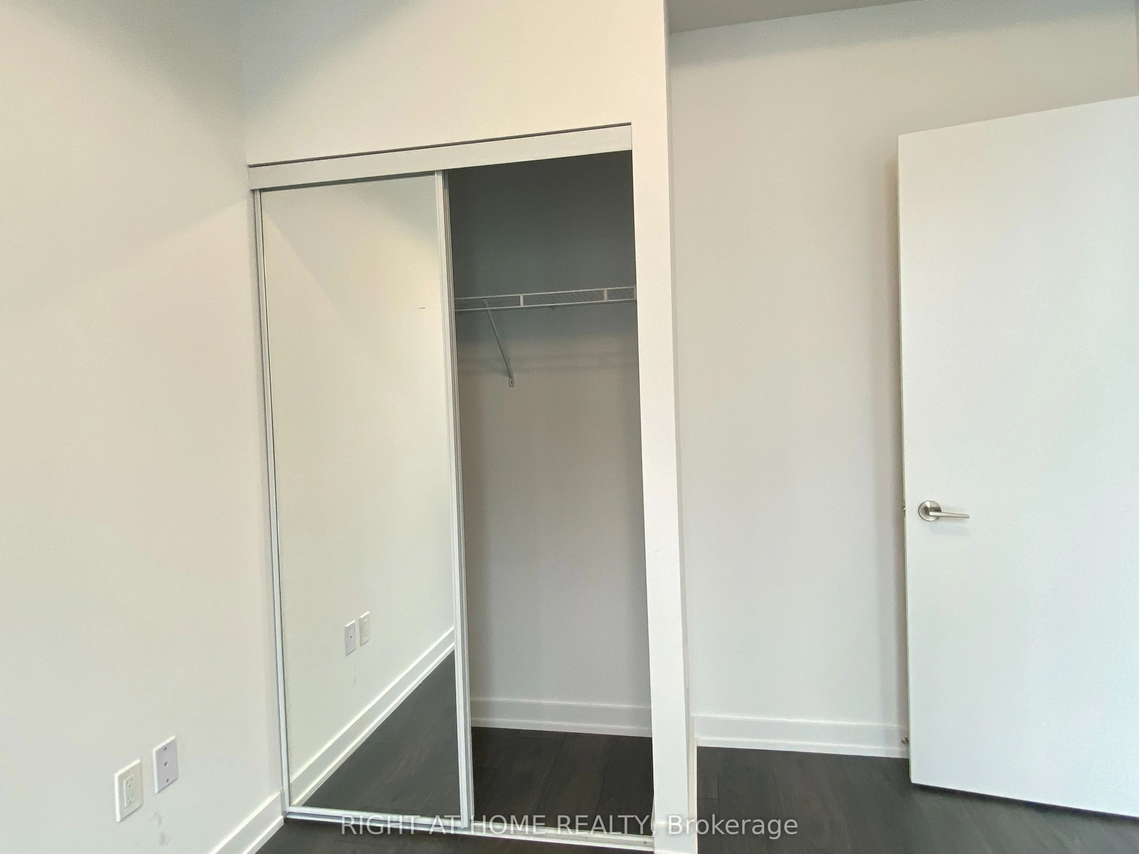 38 Iannuzzi Street, #2309