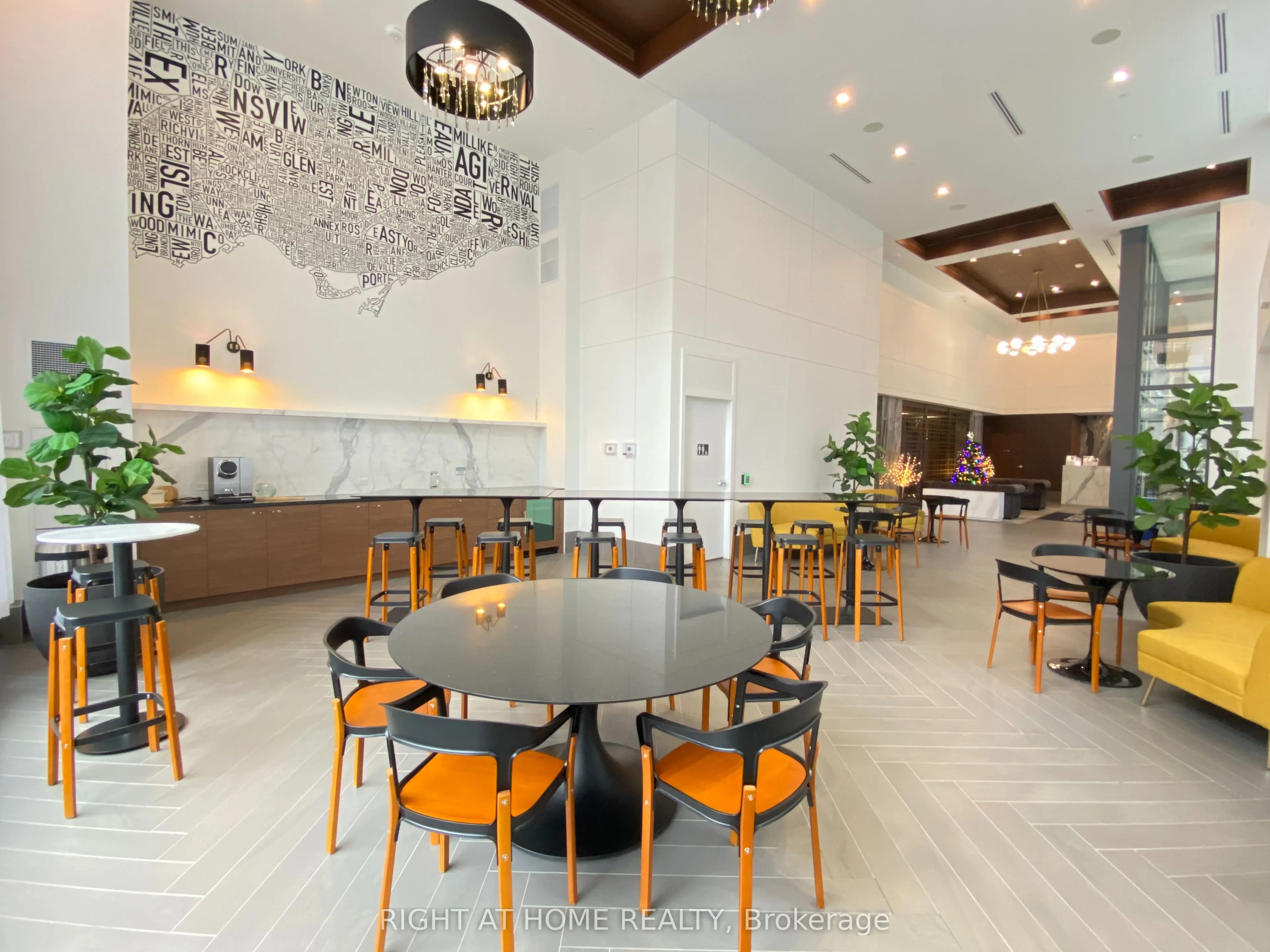 38 Iannuzzi Street, #2309