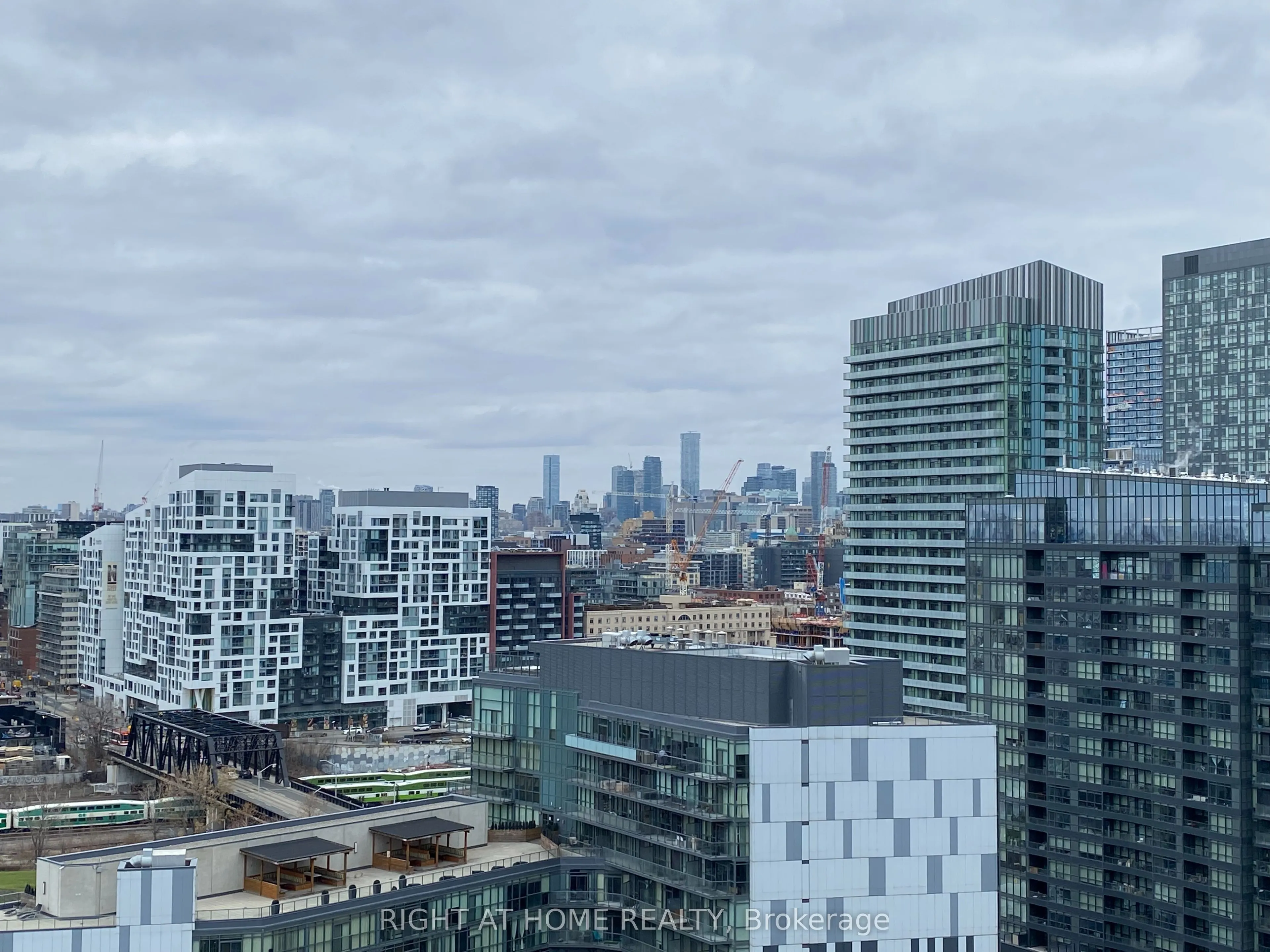 38 Iannuzzi Street, #2309