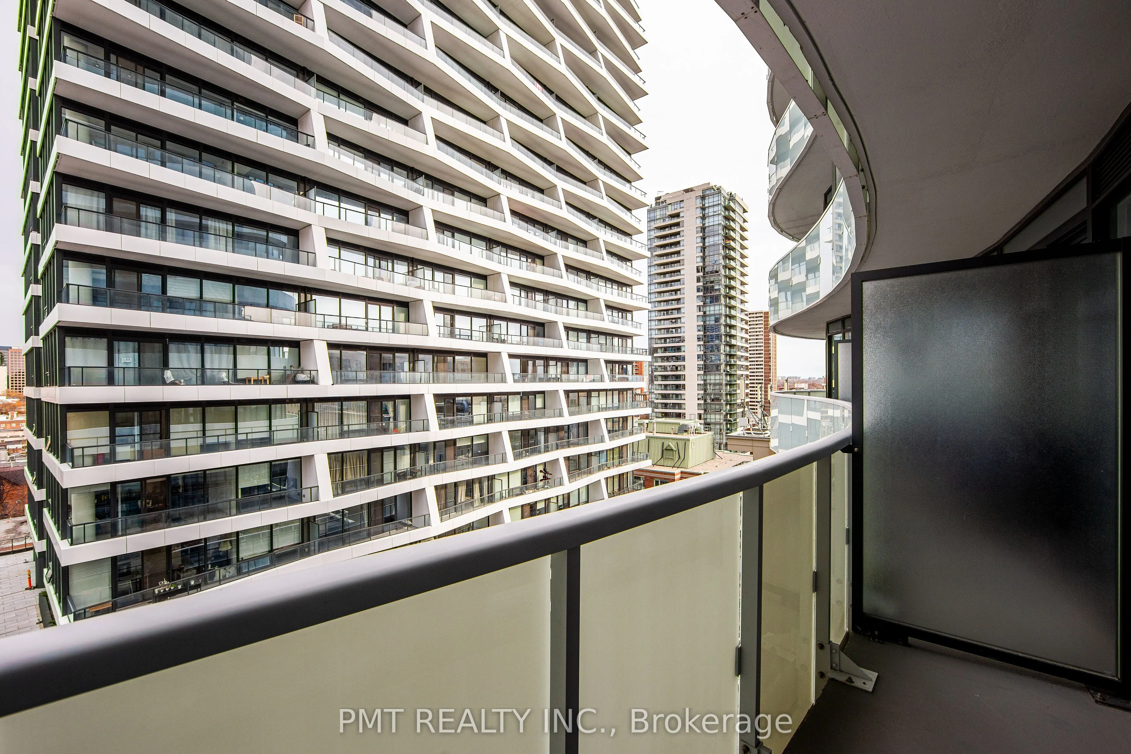 403 Church Street, #1106