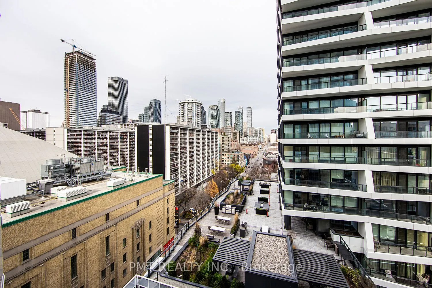 403 Church Street, #1106