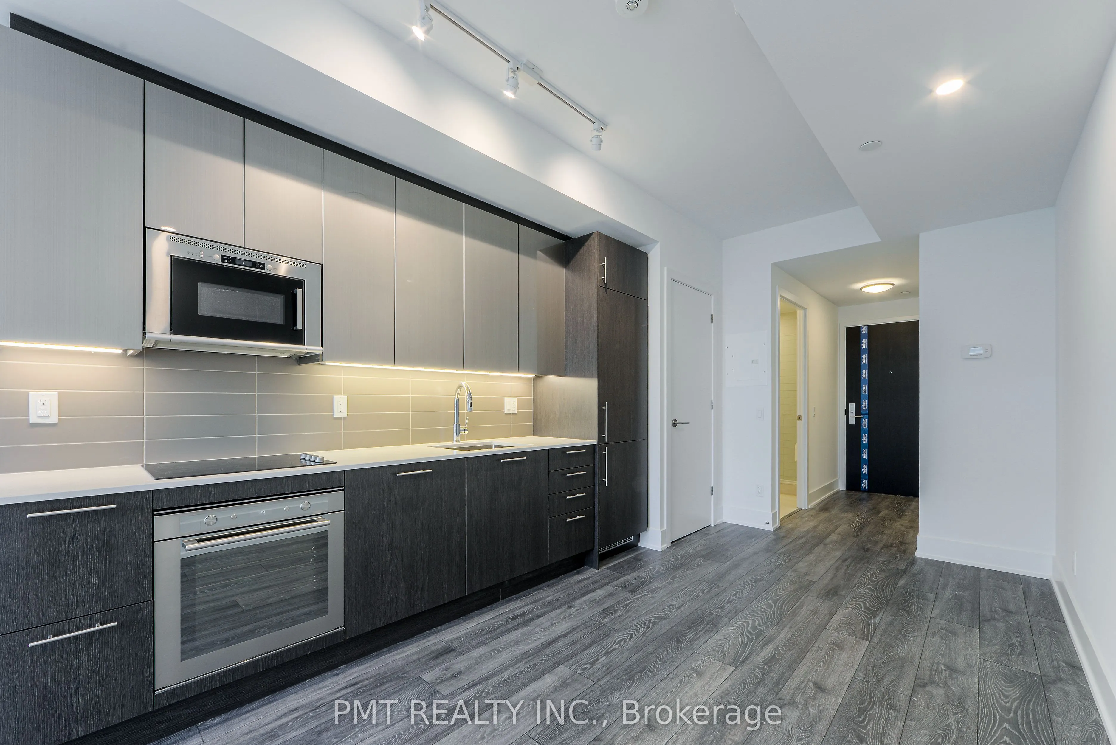 403 Church Street, #1106