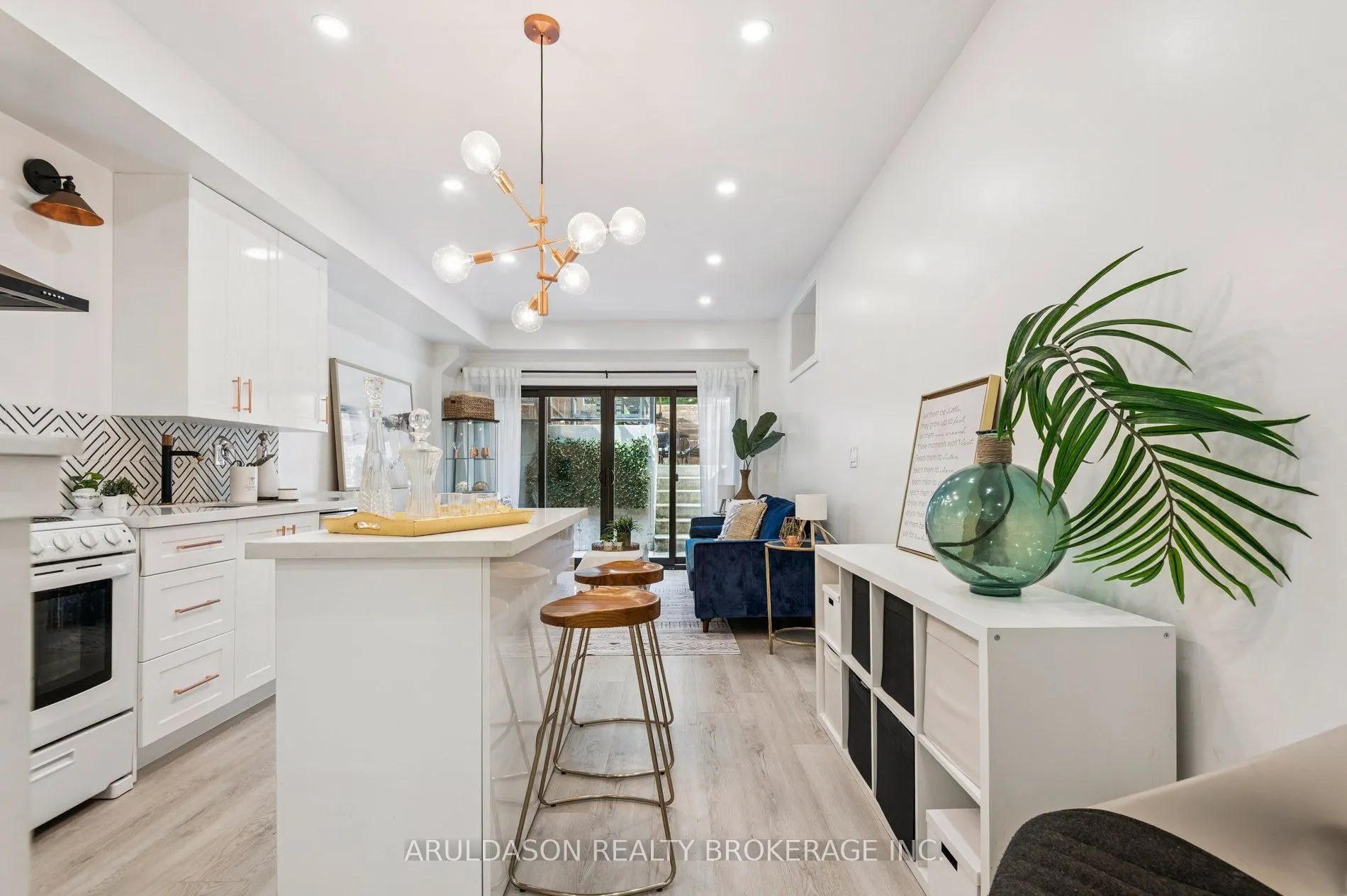 262 Roselawn Avenue