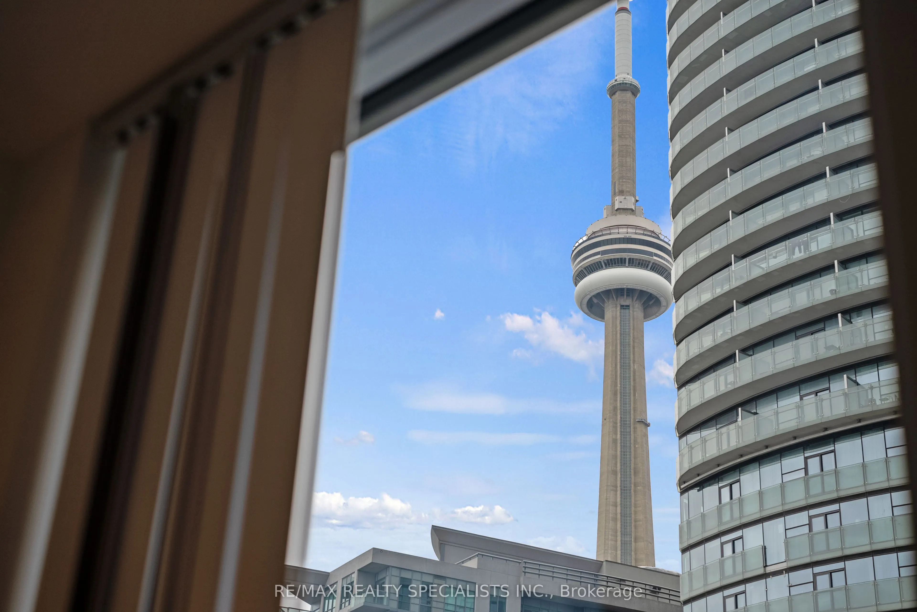 10 York Street, #2502