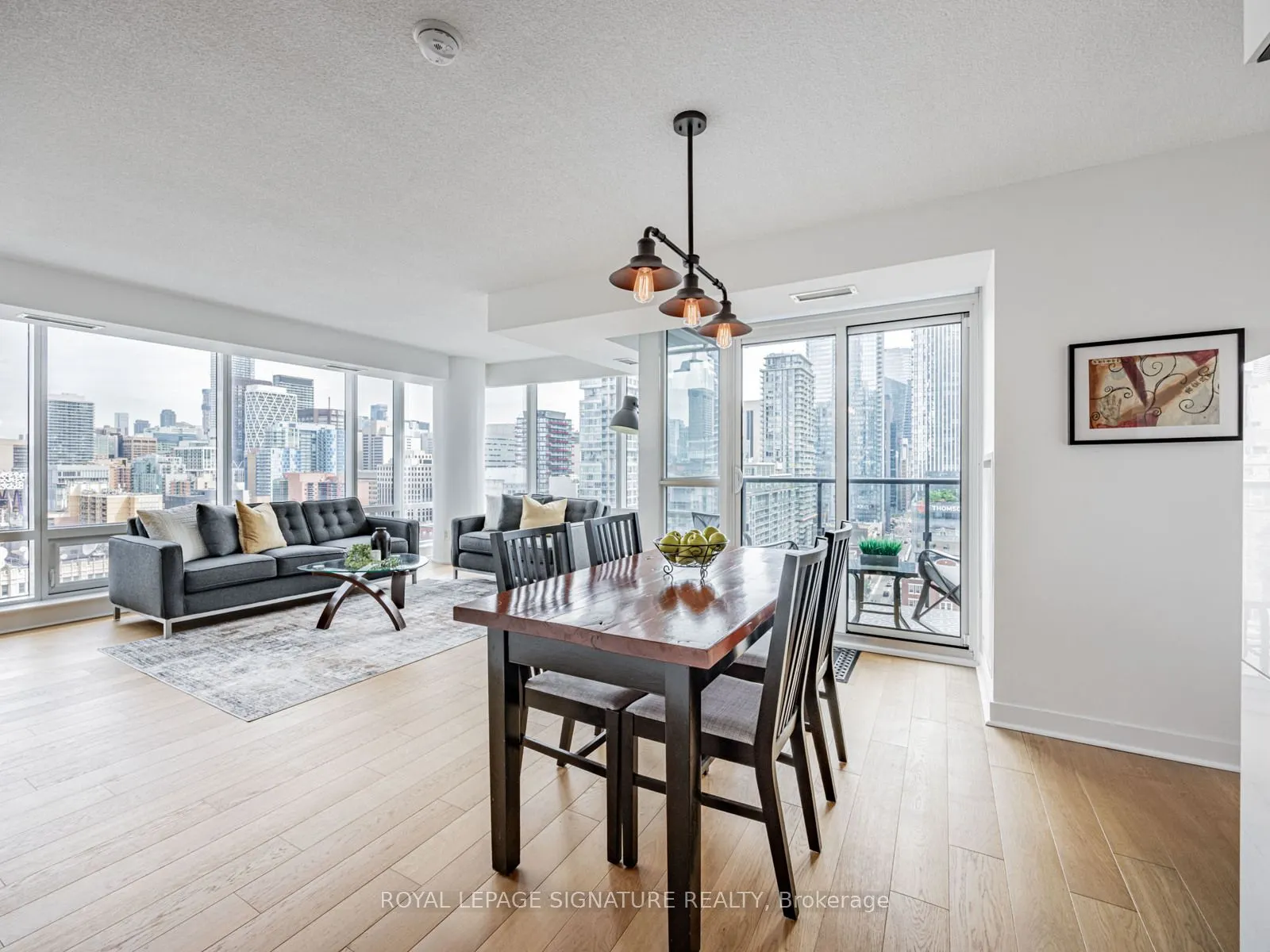 295 Adelaide Street W, #1804
