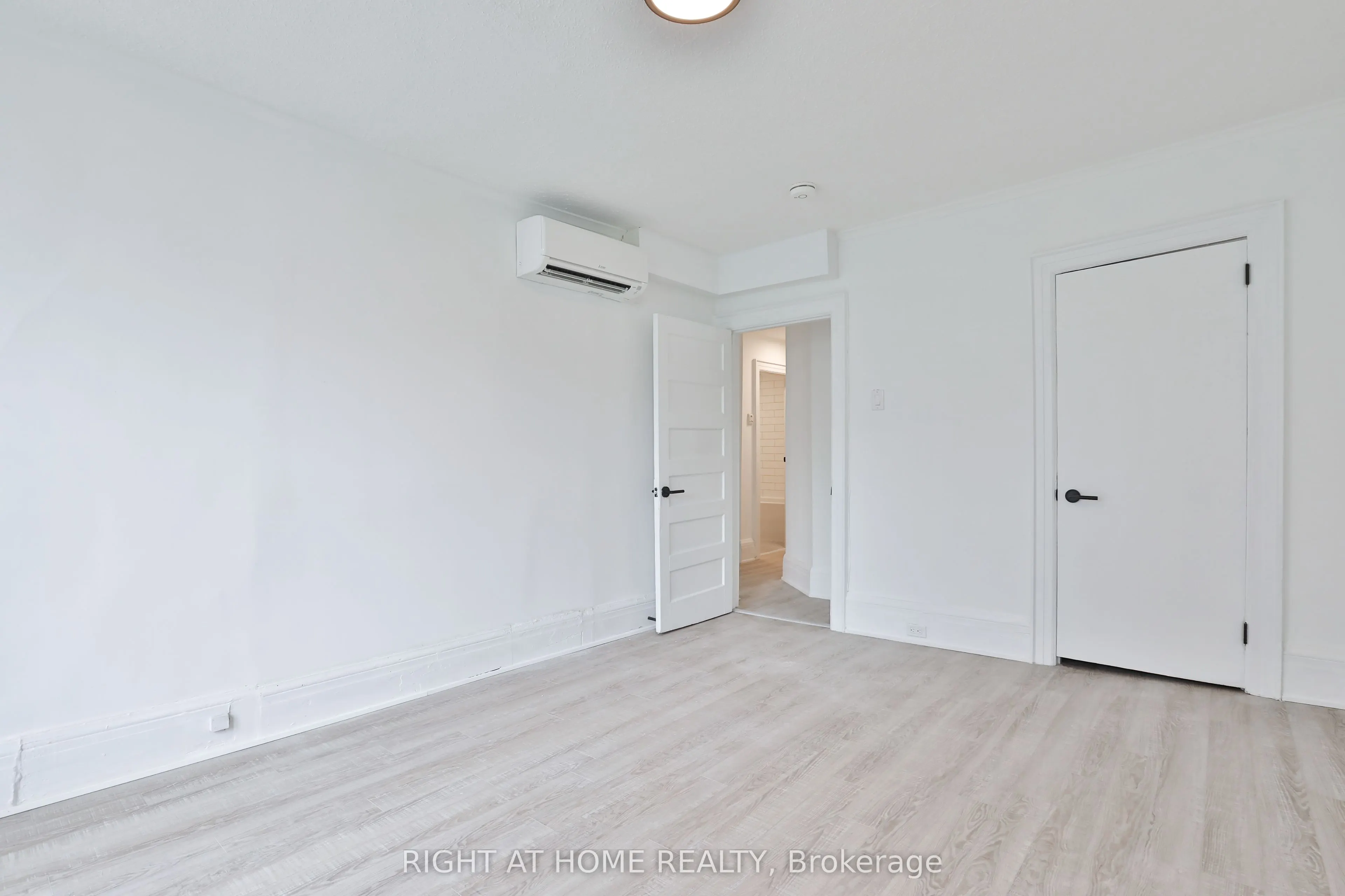 550 College Street, #2F