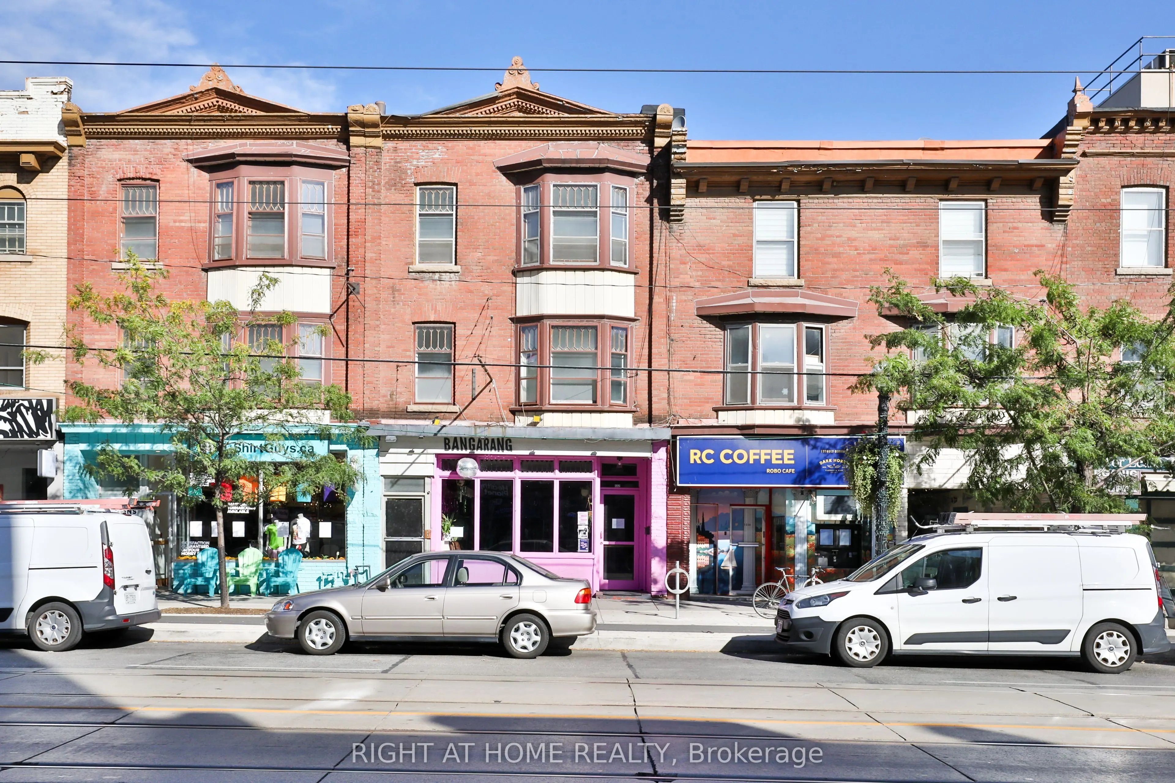 550 College Street, #2F