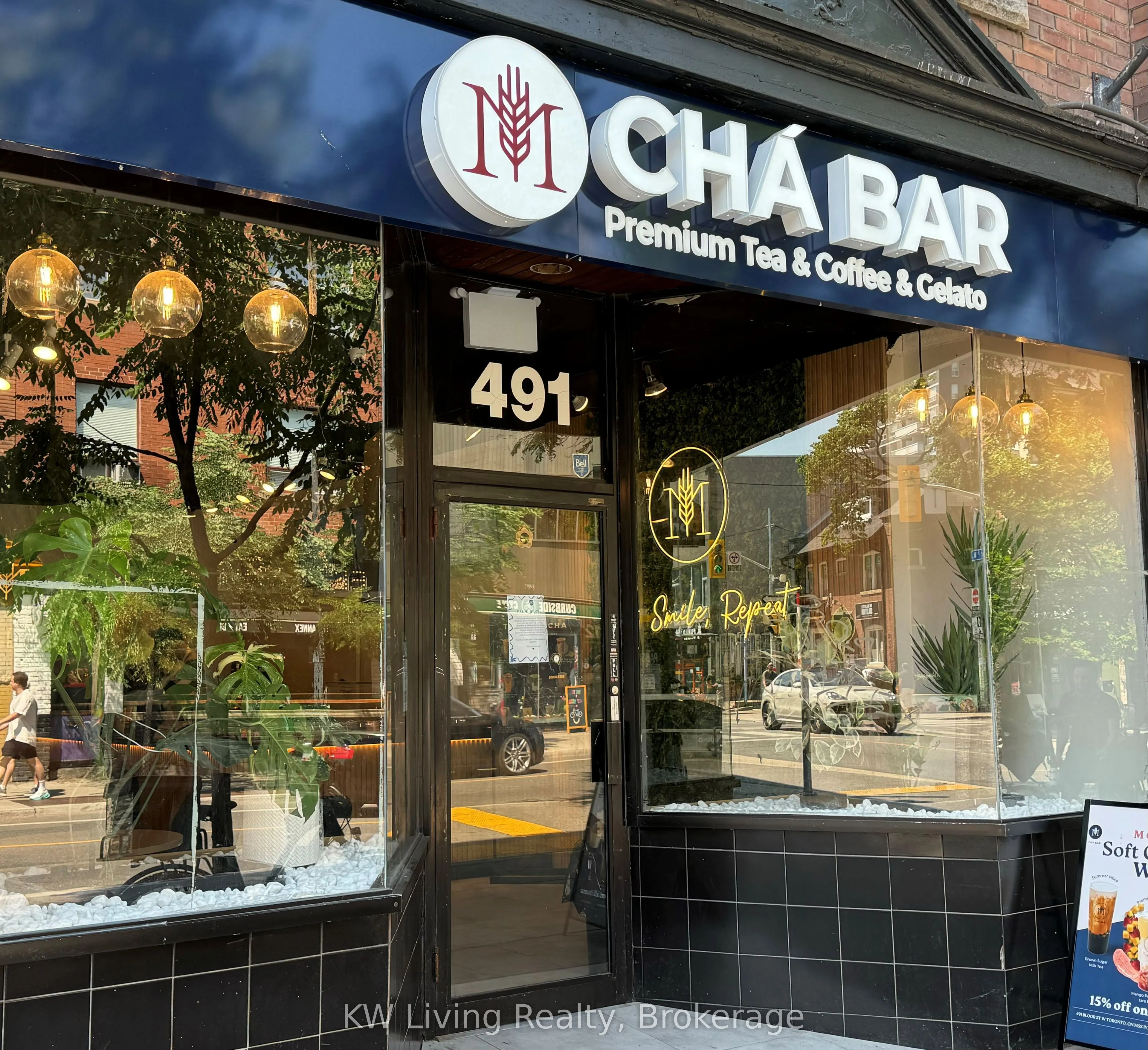 491 Bloor Street W