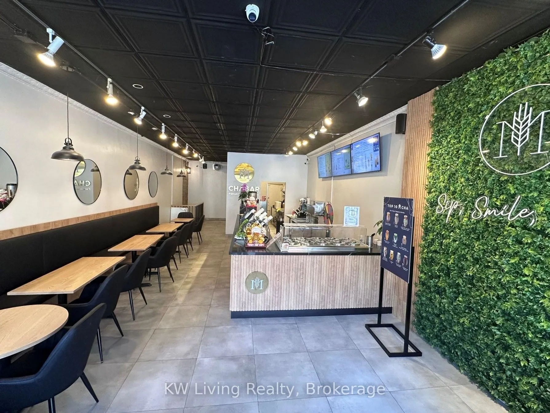 491 Bloor Street W