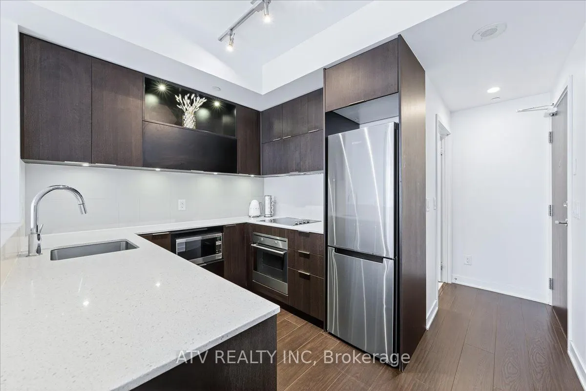 170 Sumach Street, #1113