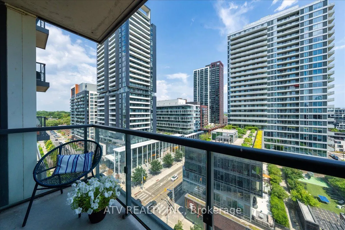 170 Sumach Street, #1113