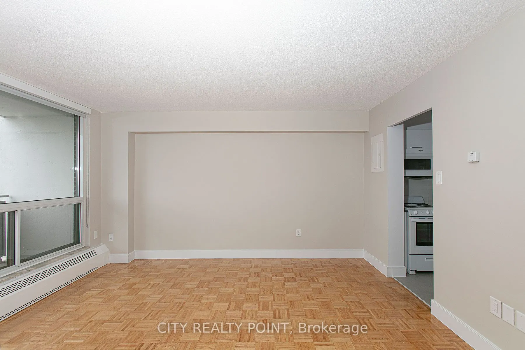 666 Spadina Avenue, #709